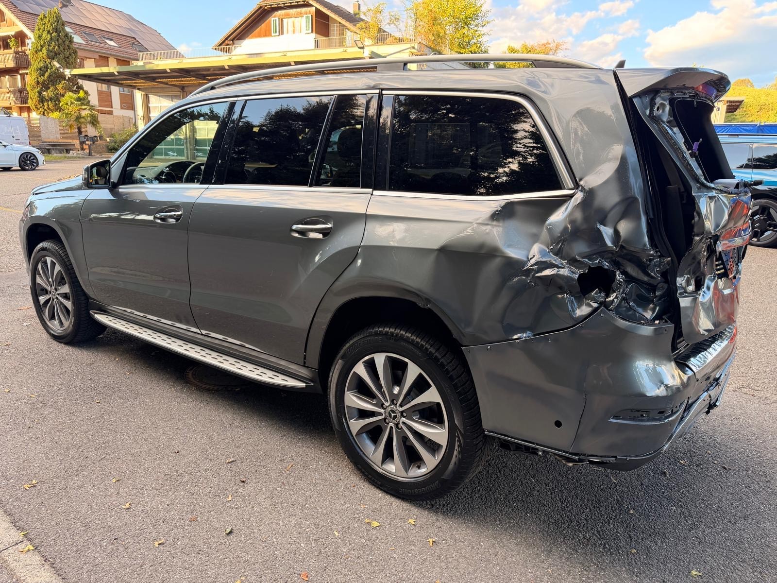 MERCEDES-BENZ GLS 500 4Matic 9G-Tronic-image-5