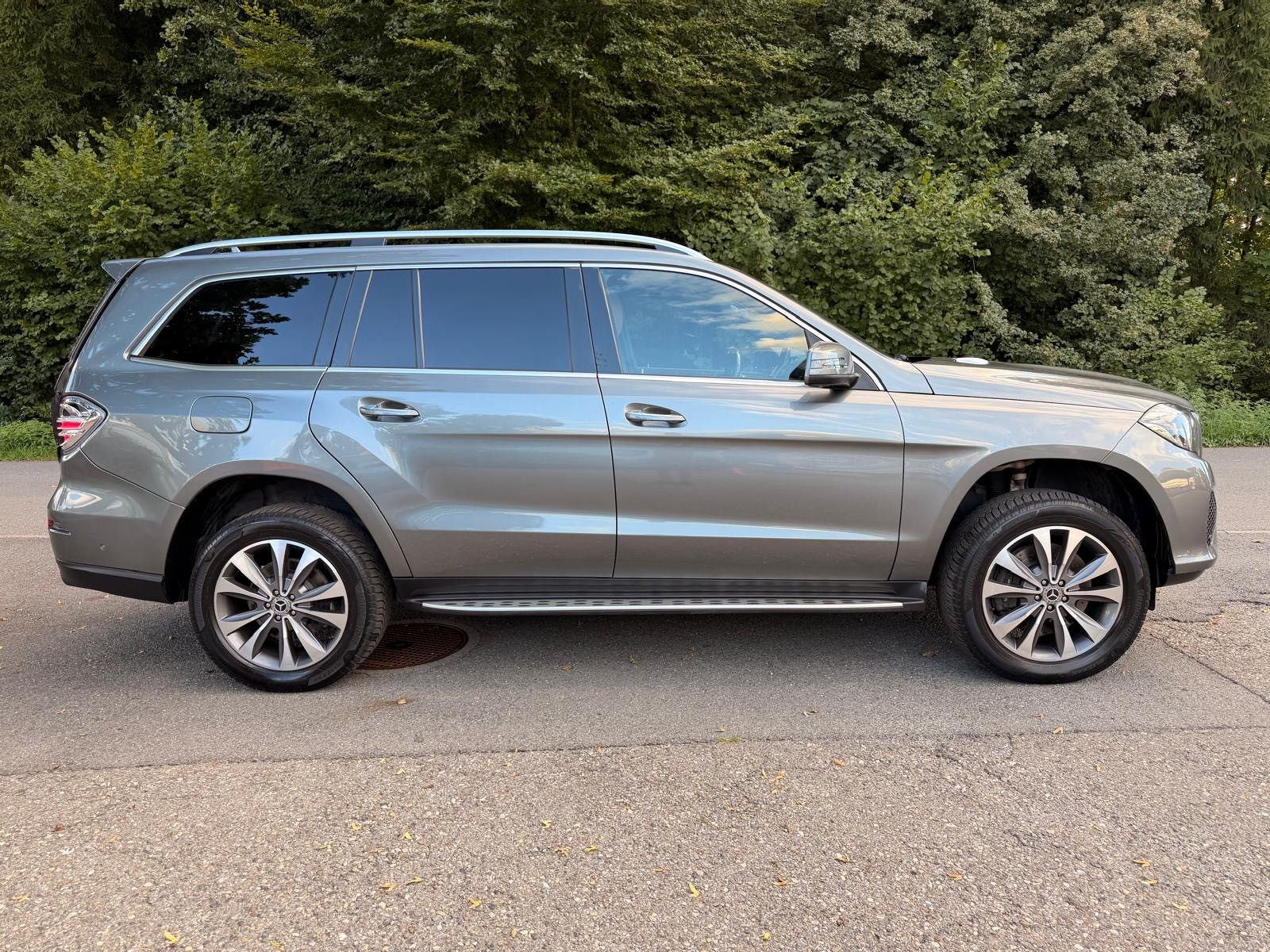 MERCEDES-BENZ GLS 500 4Matic 9G-Tronic-image-2