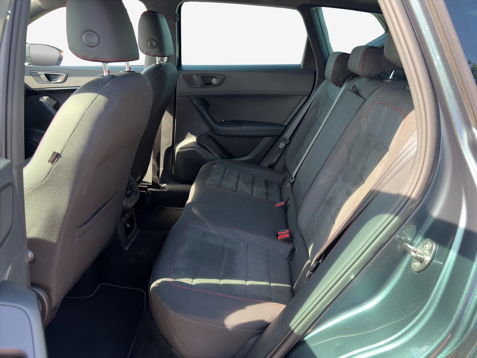 SEAT Ateca 2.0 TSI FR 4Drive DSG-image-11