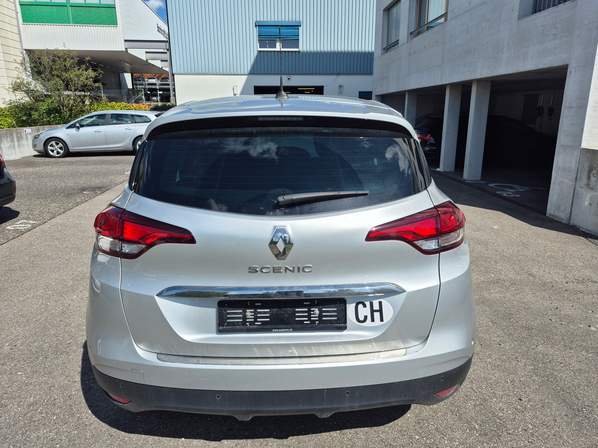 RENAULT Scénic 1.6 dCi Bose EDC-image-5