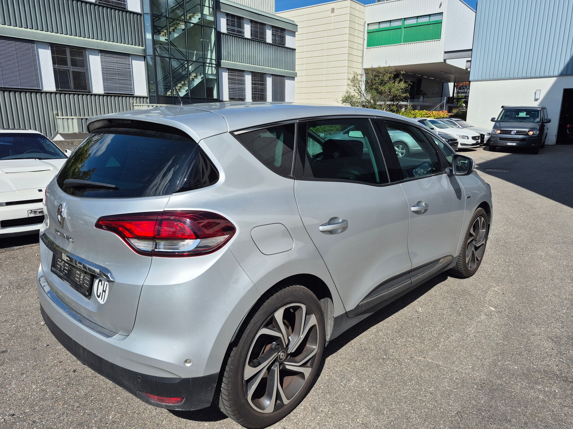 RENAULT Scénic 1.6 dCi Bose EDC-image-3
