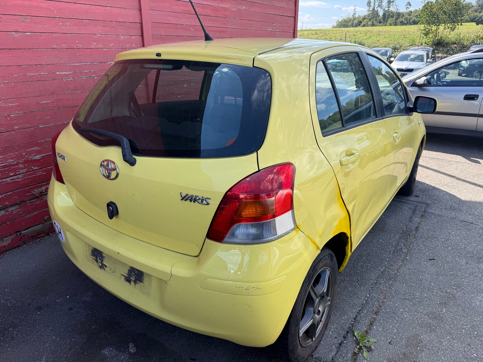 TOYOTA Yaris 1.33 Linea Sol-image-4