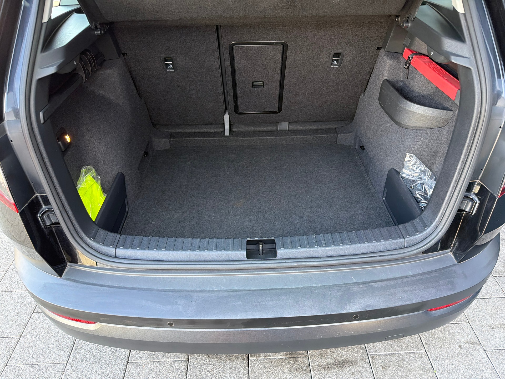 SKODA Karoq 1.0 TSI Ambition DSG-image-4