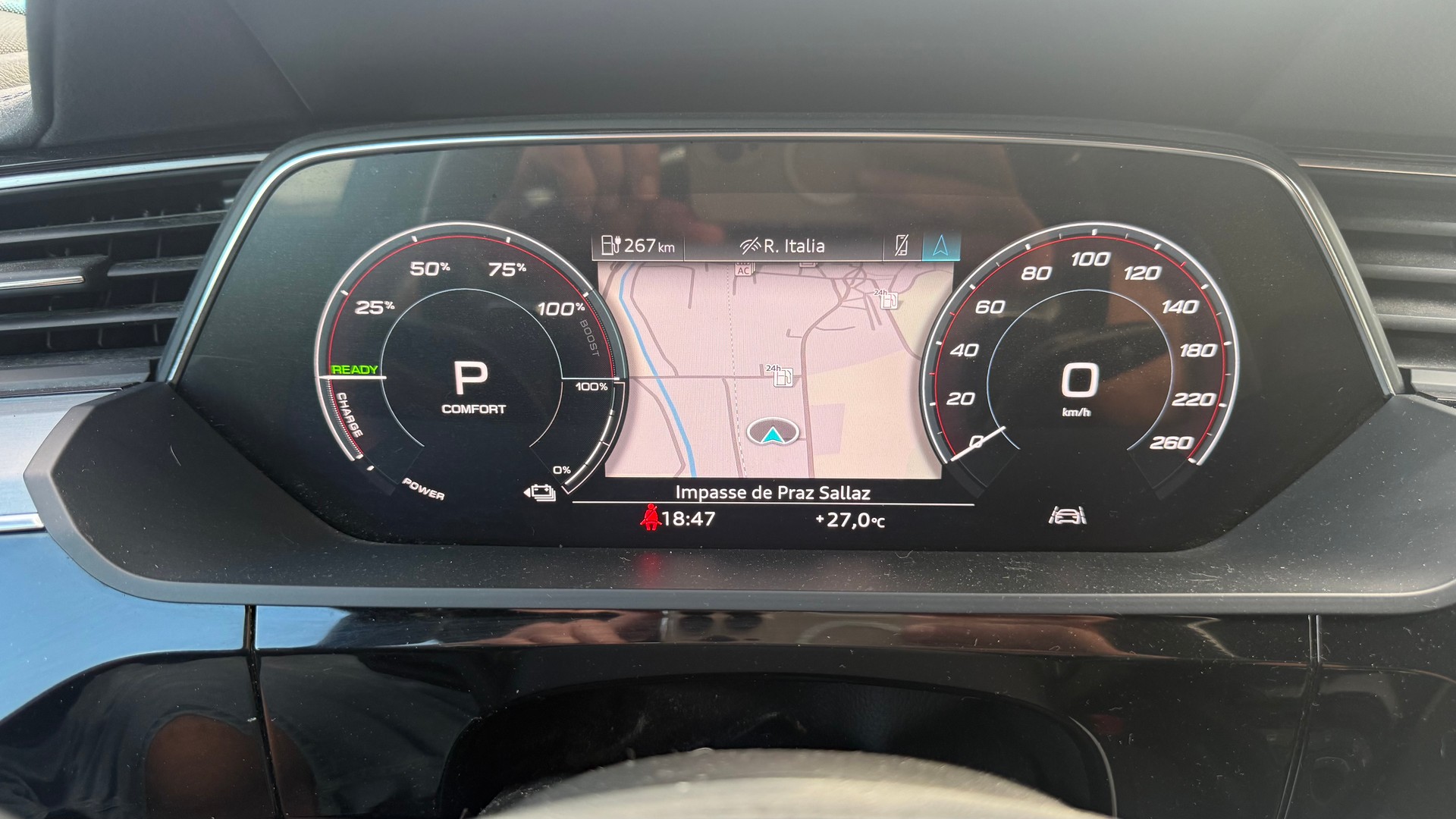 AUDI e-tron S Sportback quattro-image-14