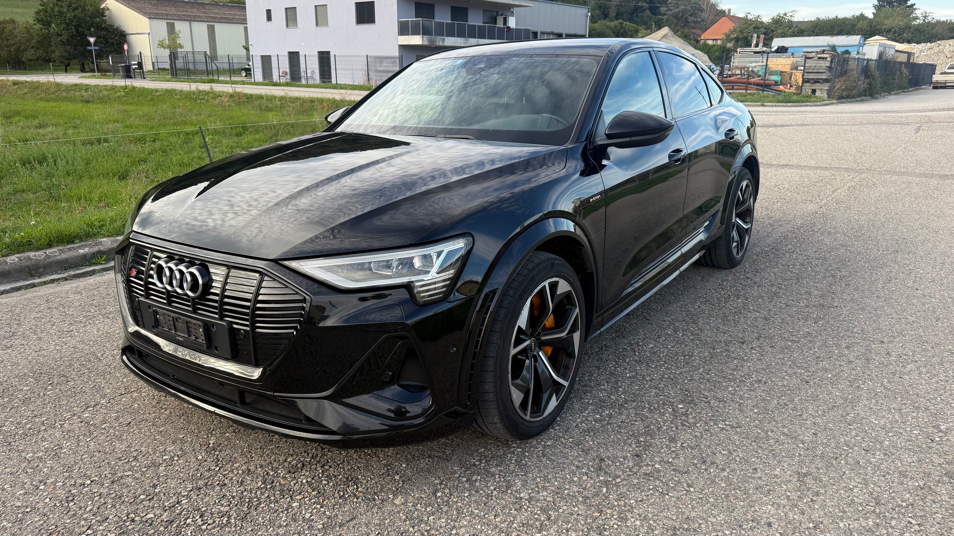 AUDI e-tron S Sportback quattro
