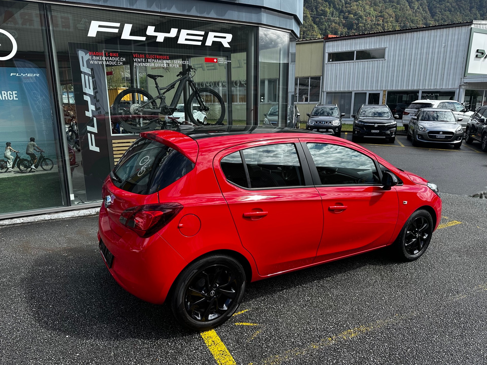 OPEL Corsa 1.0 T EcoTec Black Edition-image-2