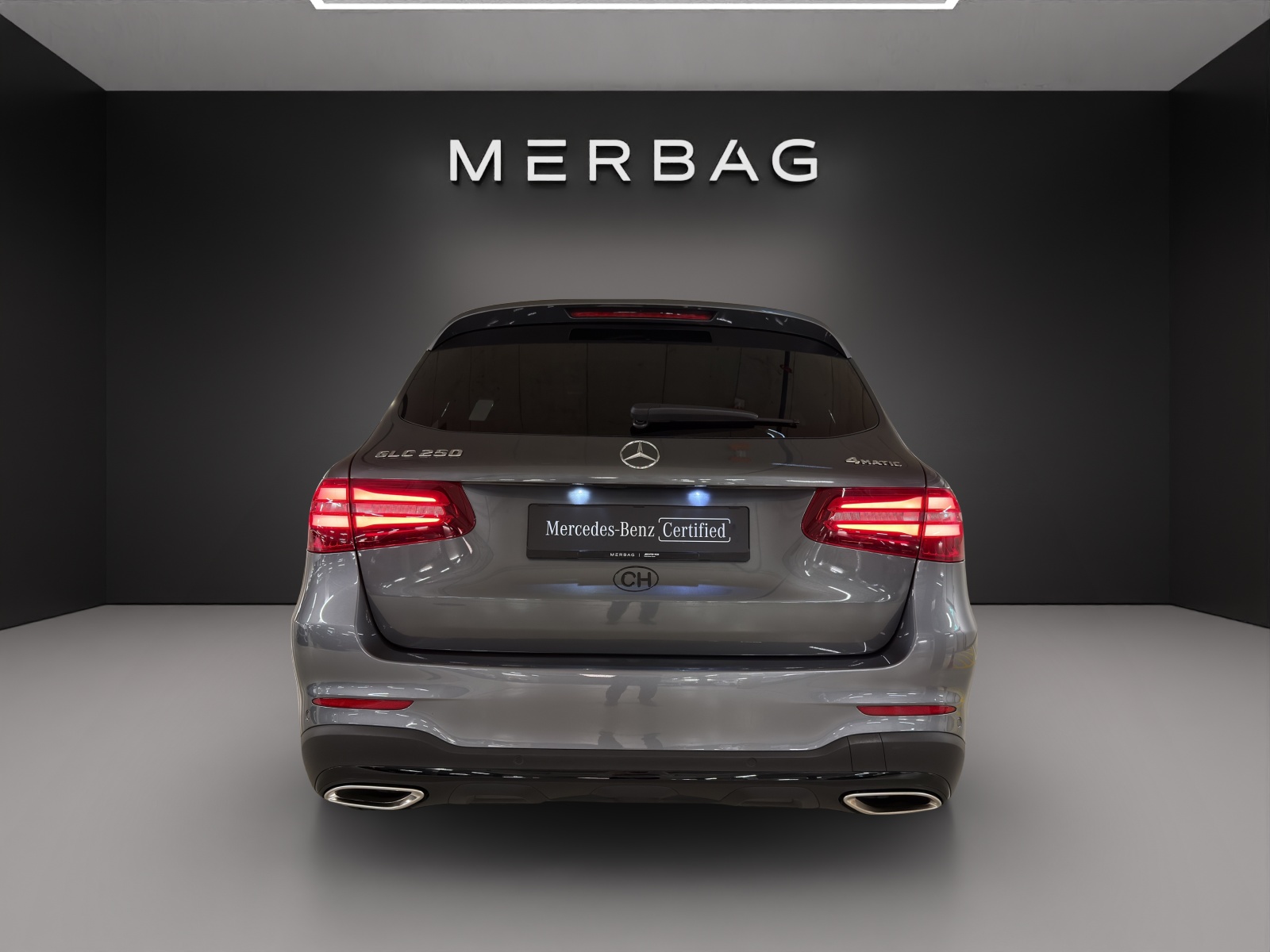 MERCEDES-BENZ GLC 250 AMG Line 4Matic 9G-Tronic-image-5