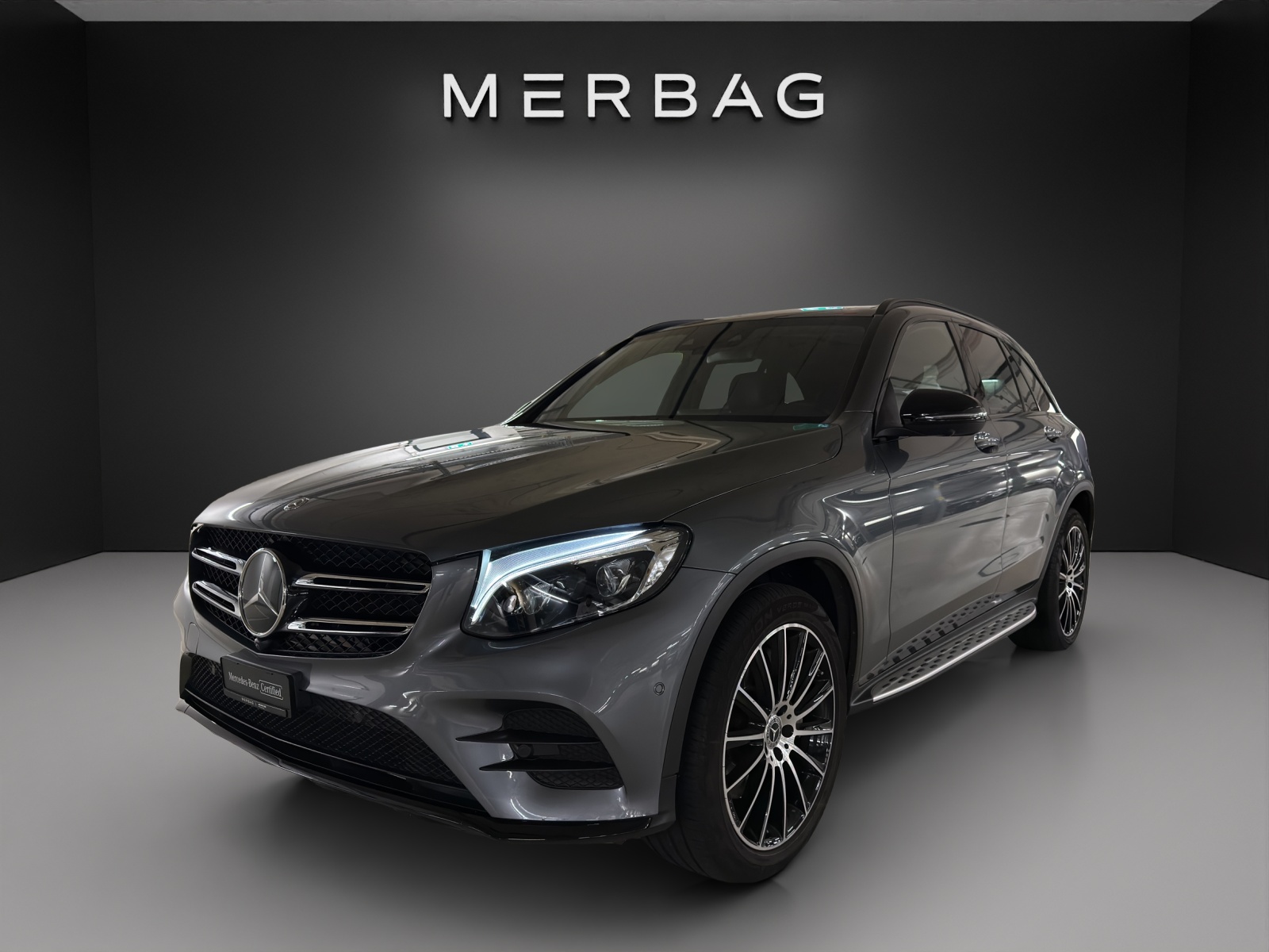 MERCEDES-BENZ GLC 250 AMG Line 4Matic 9G-Tronic-image-2