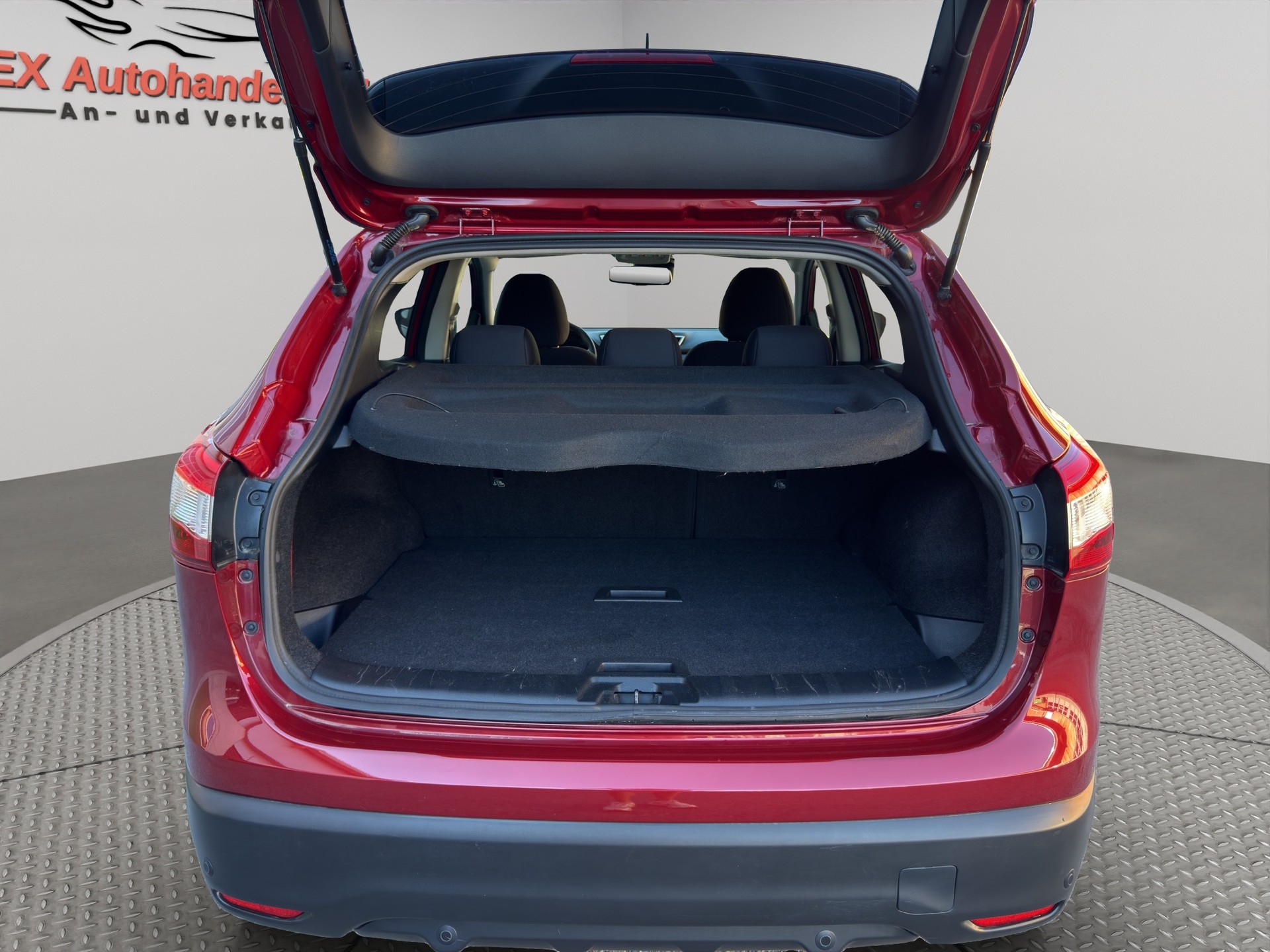 NISSAN Qashqai 1.6 dCi 360° ALL-MODE 4x4-image-5