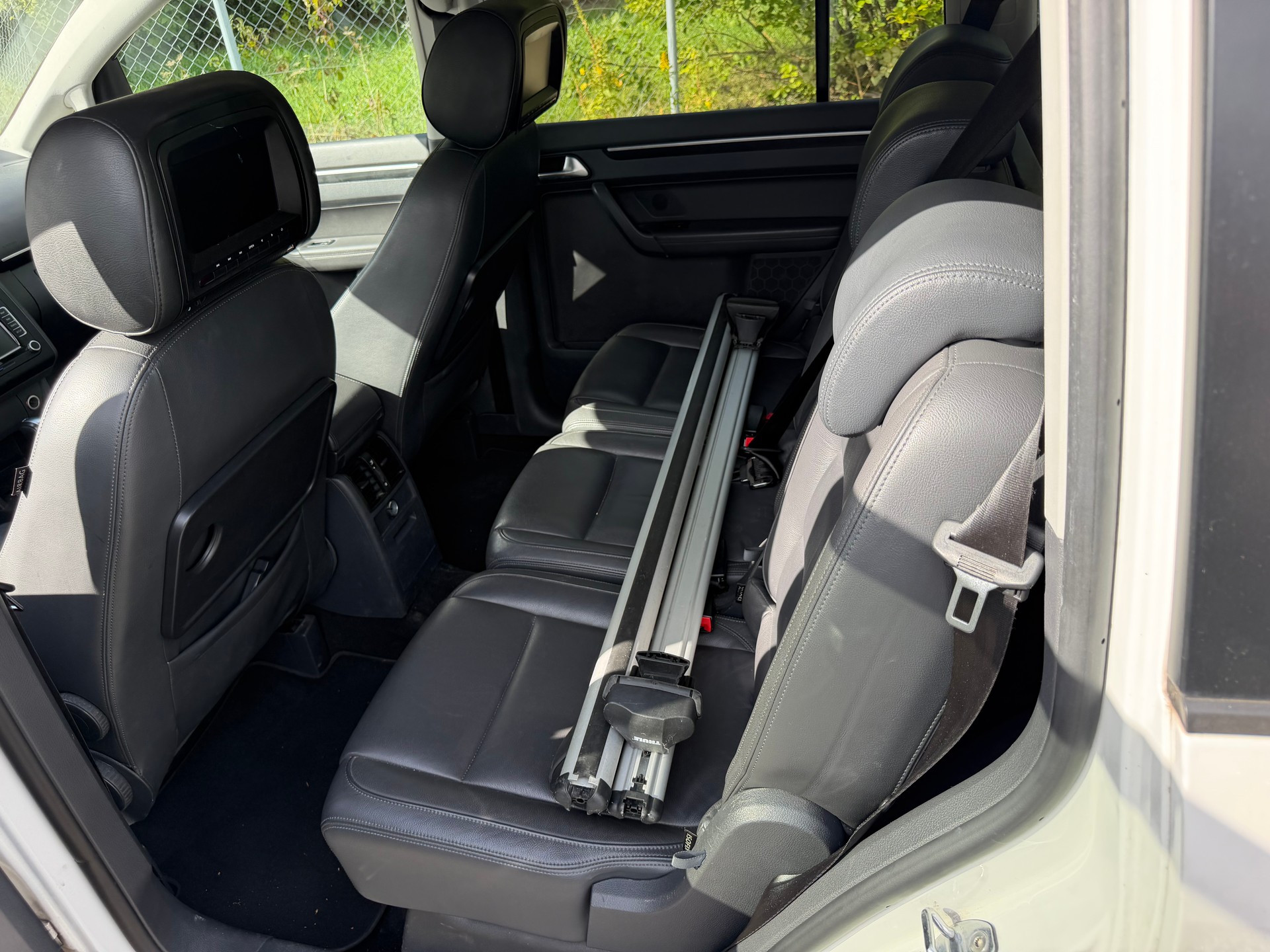 VW Touran 1.4 TSI Highline DSG-image-5