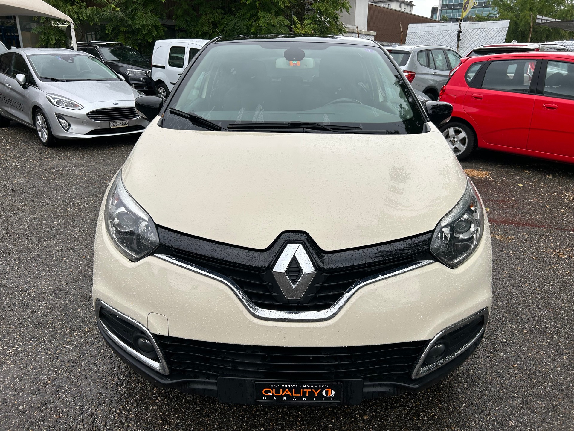 RENAULT Captur 1.2 T 16V Swiss Edition EDC-image-1