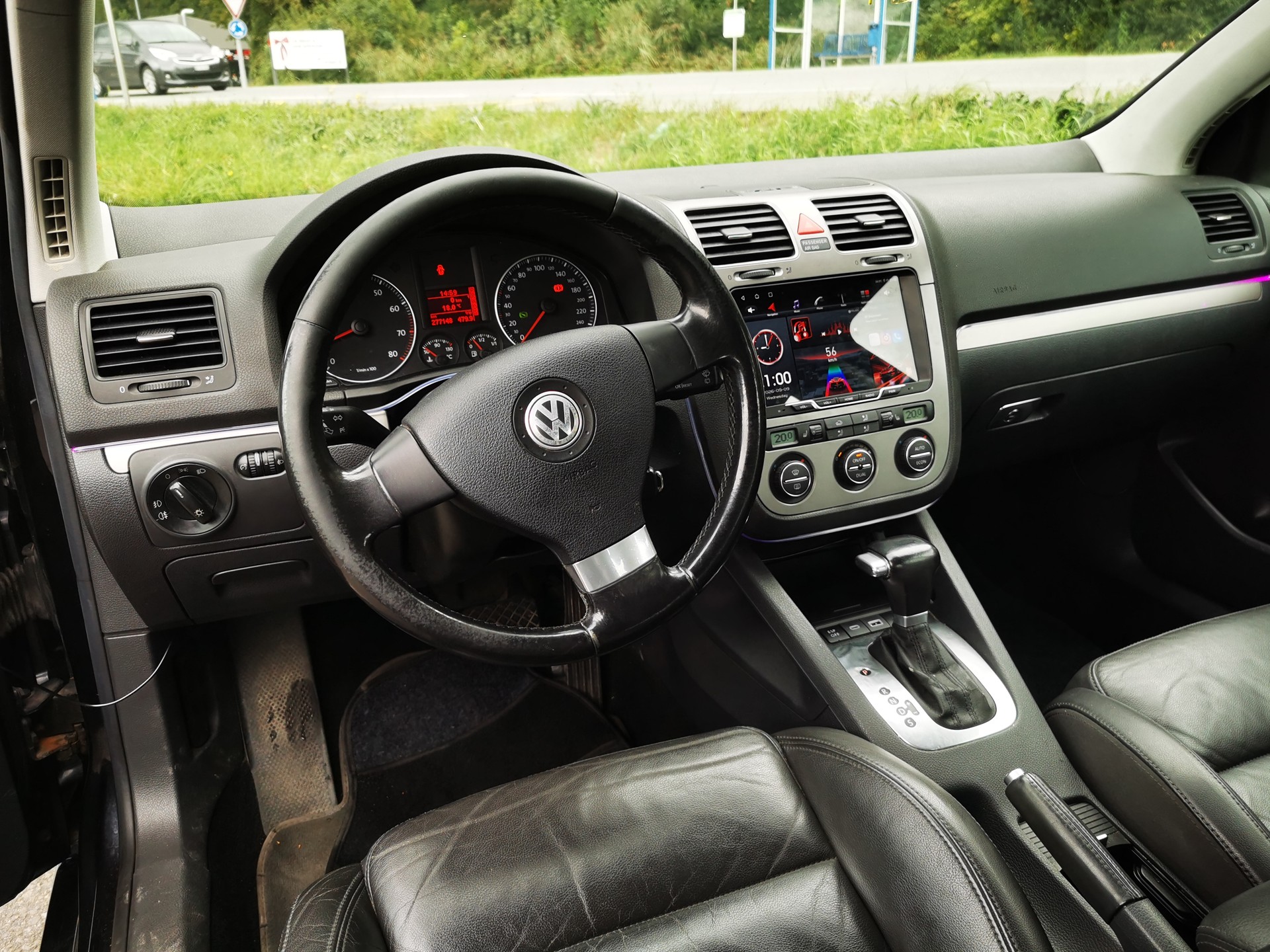 VW Golf 2.0 FSI Sportline-image-6