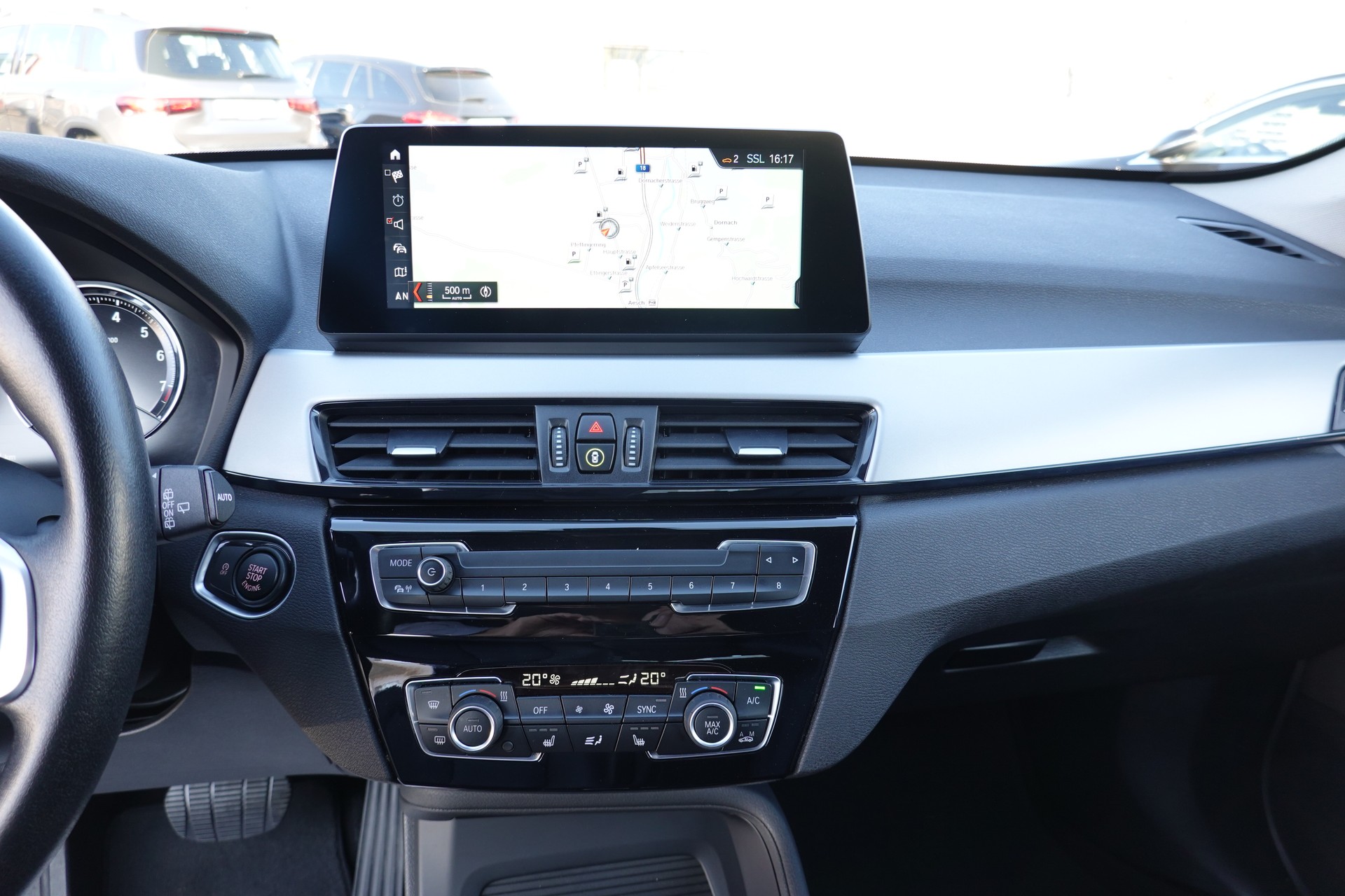BMW X1 XDRIVE 20i - STEPTRONIC - "ADVANTAGE" - 178 PS-image-11