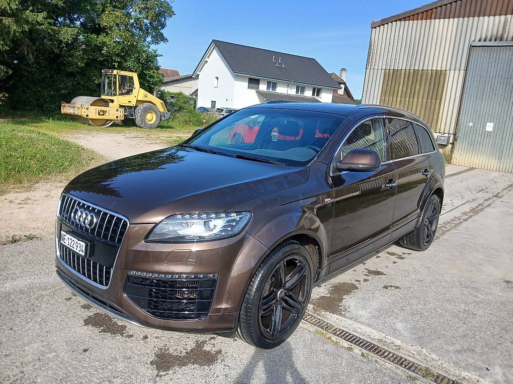 AUDI Q7-image-1