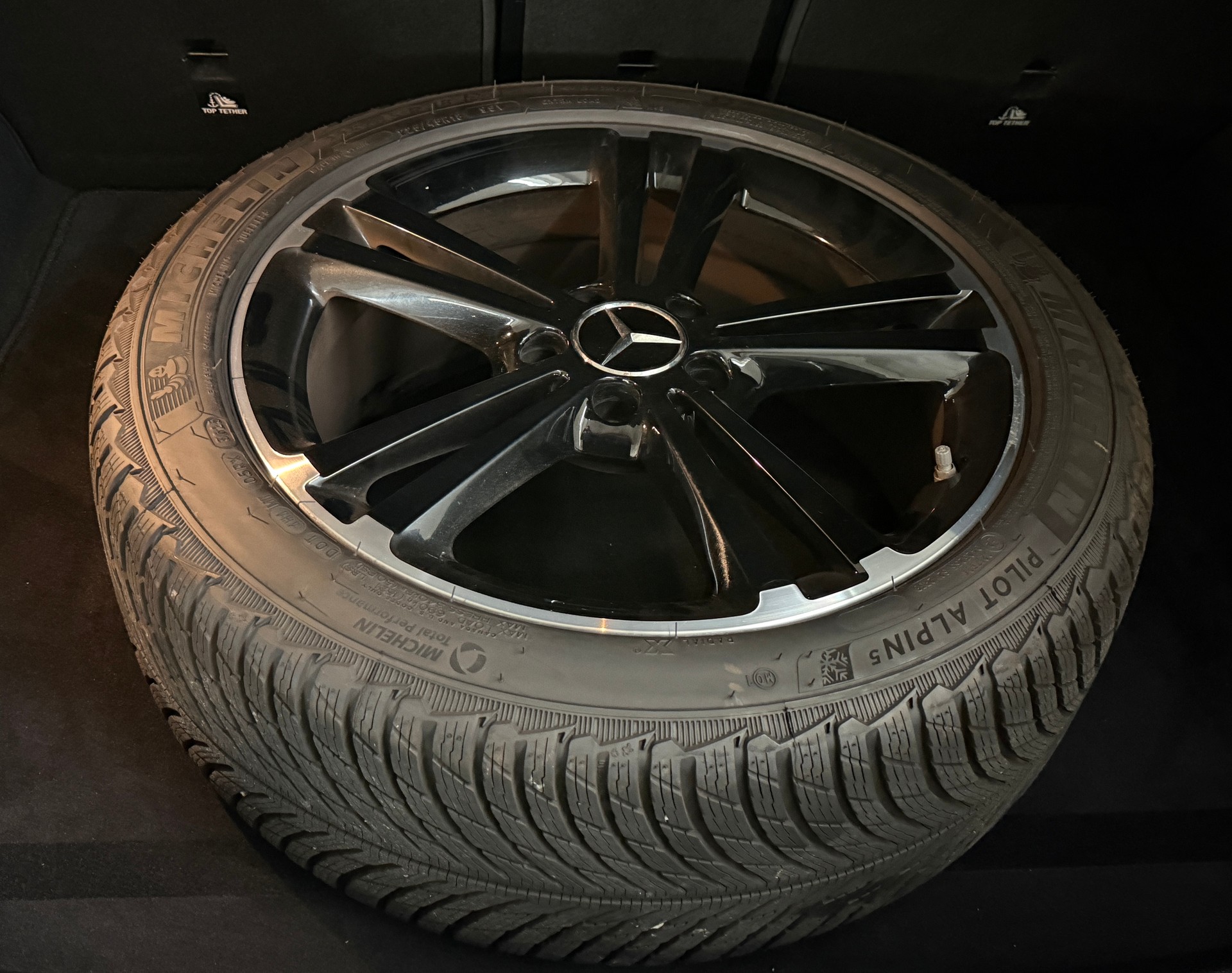MERCEDES-BENZ A 250 AMG Line 7G-DCT ***Frisch ab Mercedes-Benz Service***Neue Bremsen vorne+hinten***Panoramadach***-image-32