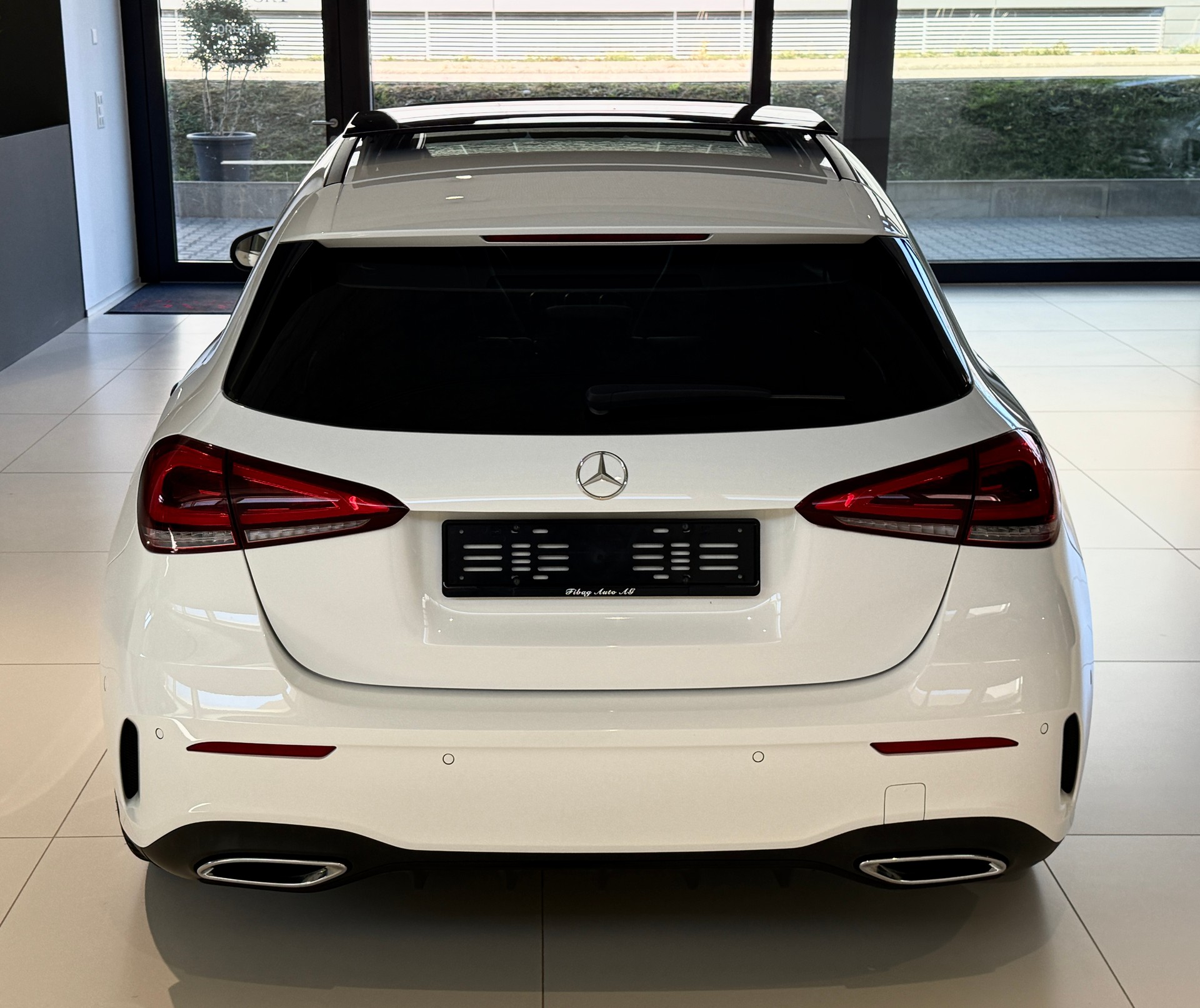 MERCEDES-BENZ A 250 AMG Line 7G-DCT ***Frisch ab Mercedes-Benz Service***Neue Bremsen vorne+hinten***Panoramadach***-image-31