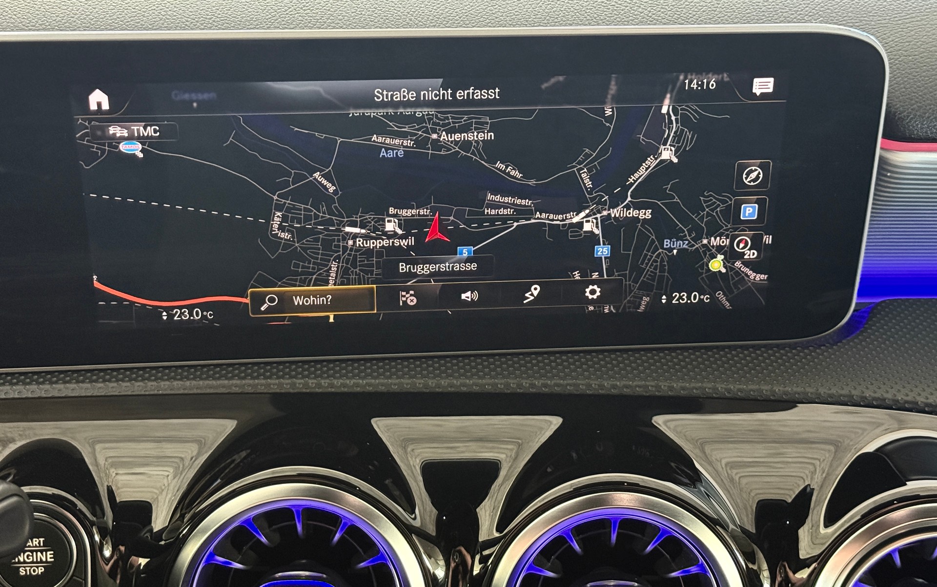 MERCEDES-BENZ A 250 AMG Line 7G-DCT ***Frisch ab Mercedes-Benz Service***Neue Bremsen vorne+hinten***Panoramadach***-image-17