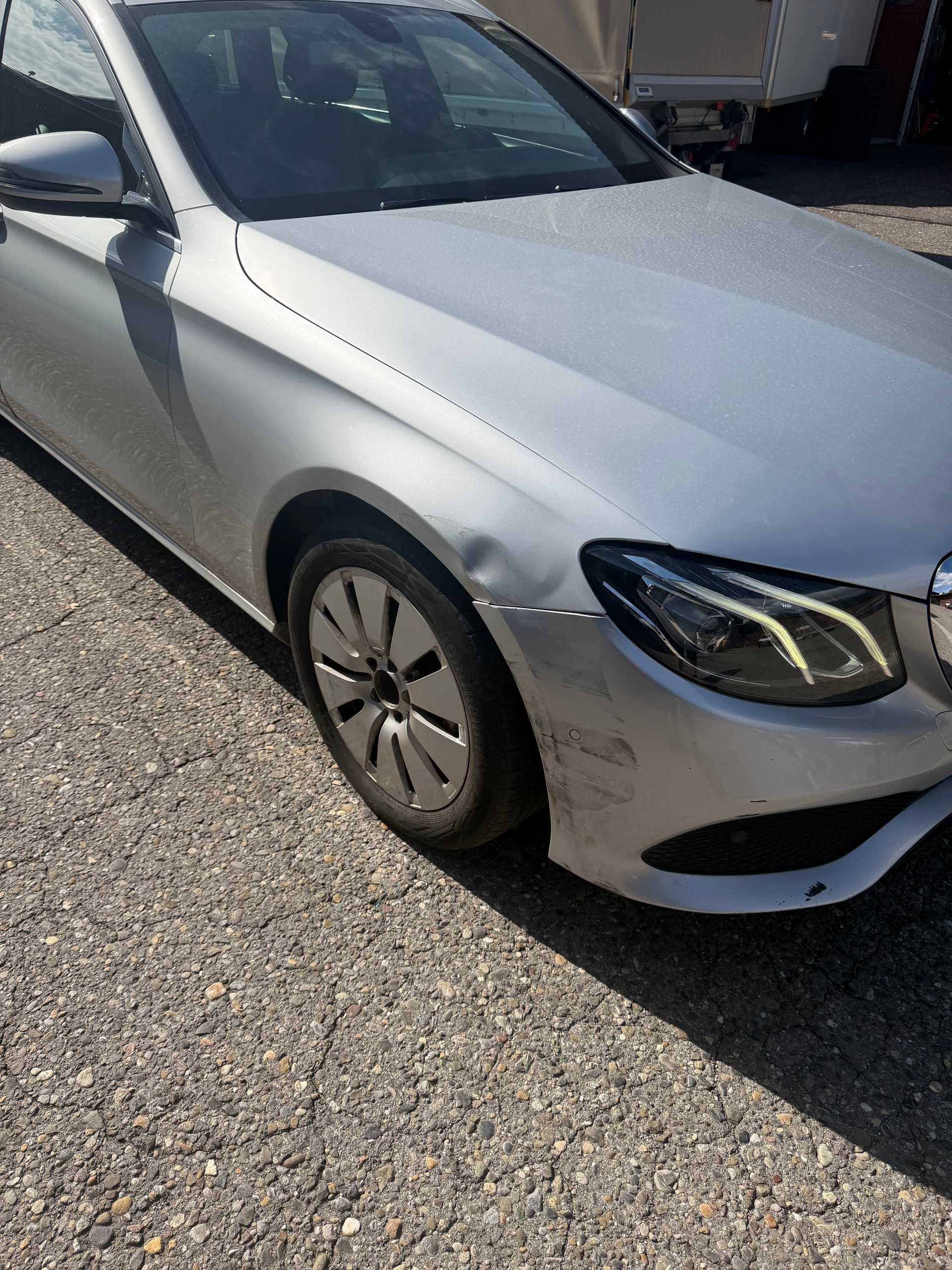 MERCEDES-BENZ E 200 4 Matic 9G-Tronic-image-7
