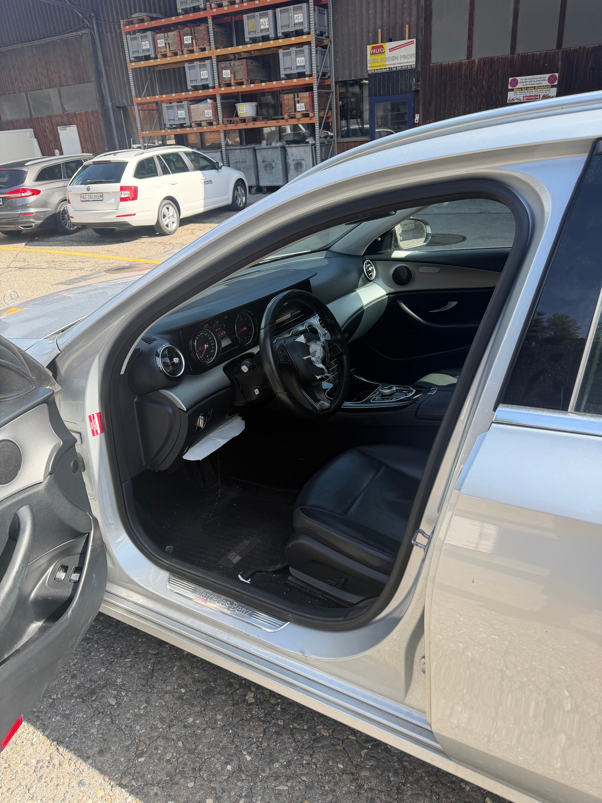 MERCEDES-BENZ E 200 4 Matic 9G-Tronic-image-5