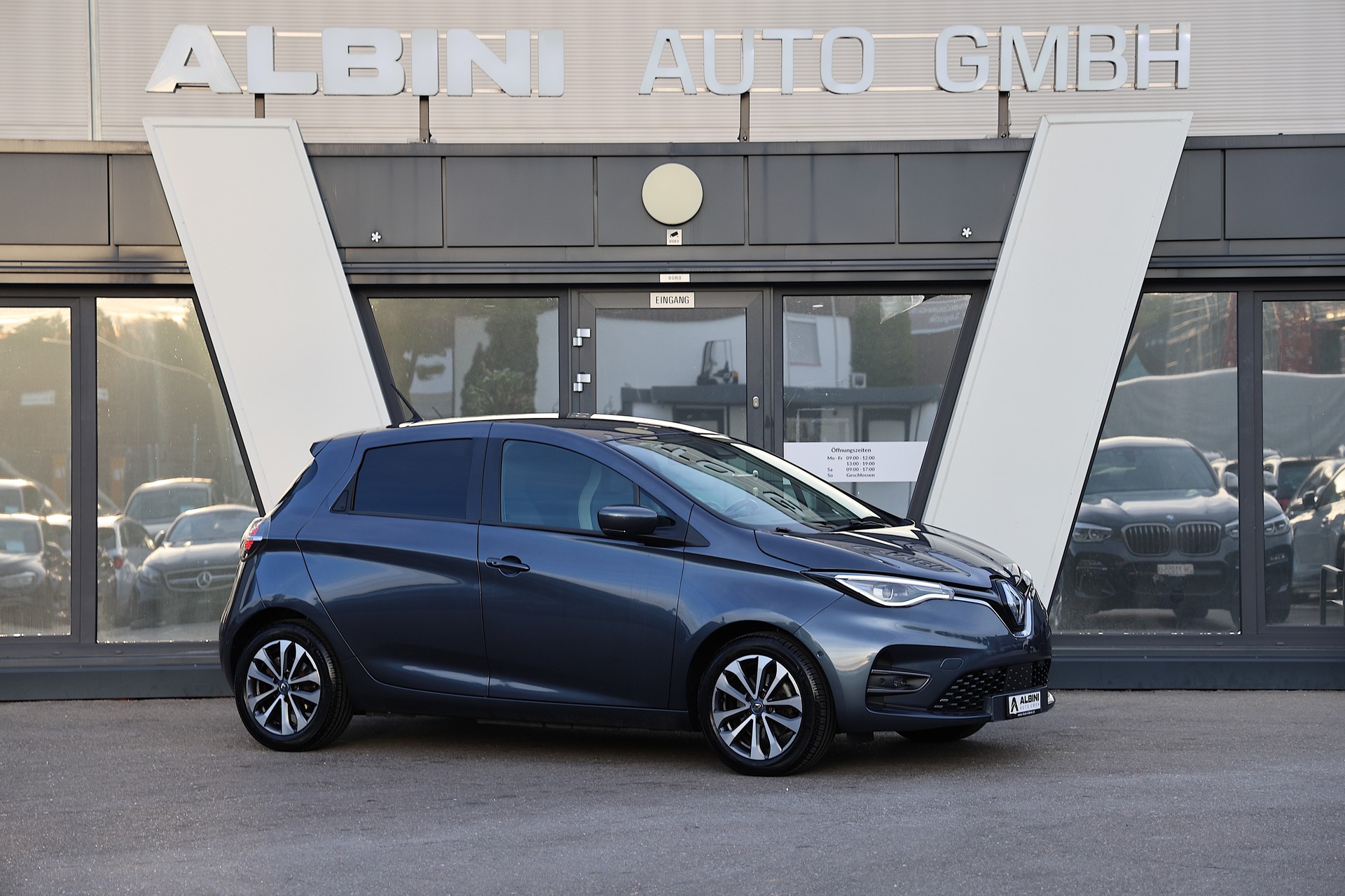 RENAULT Zoe R135 Intens *Batteriemotor ersetzt* *Frisch ab MFK*-image-1