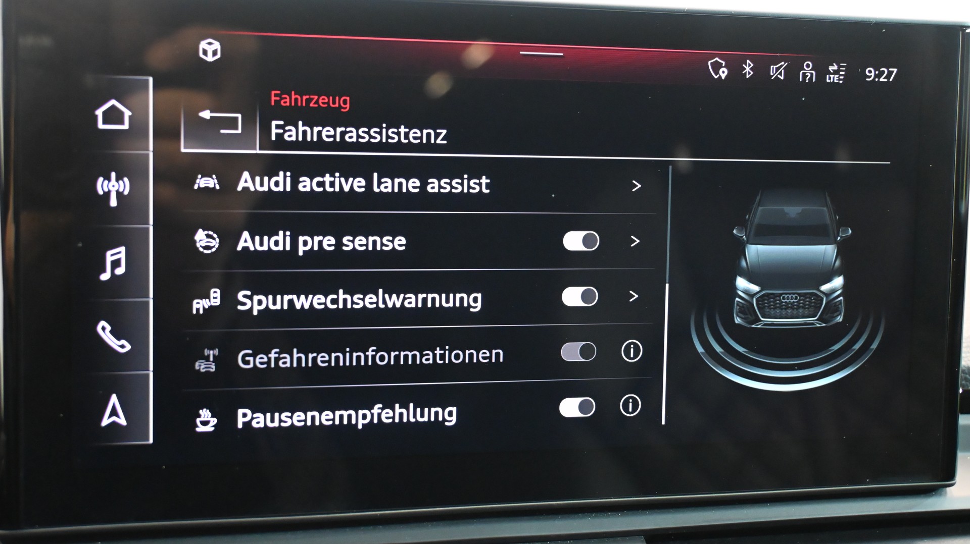 AUDI Q5 Sportback 40 TDI Blackedition & S-LINE COMPETITION quattro S-tronic-image-12