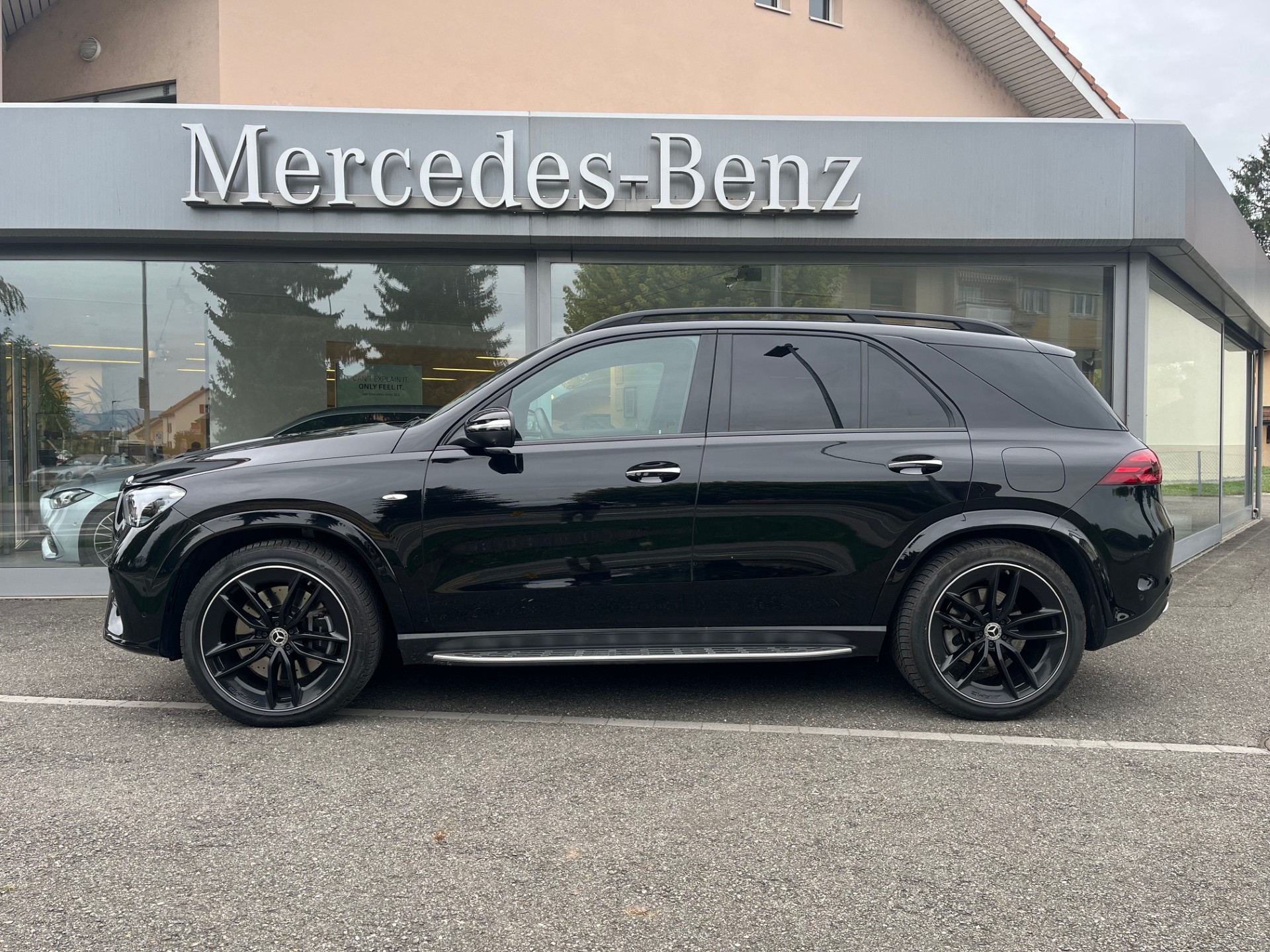 MERCEDES-BENZ GLE 400 e EQ Hybrid 4Matic 9G-Tronic EQ Star-image-2