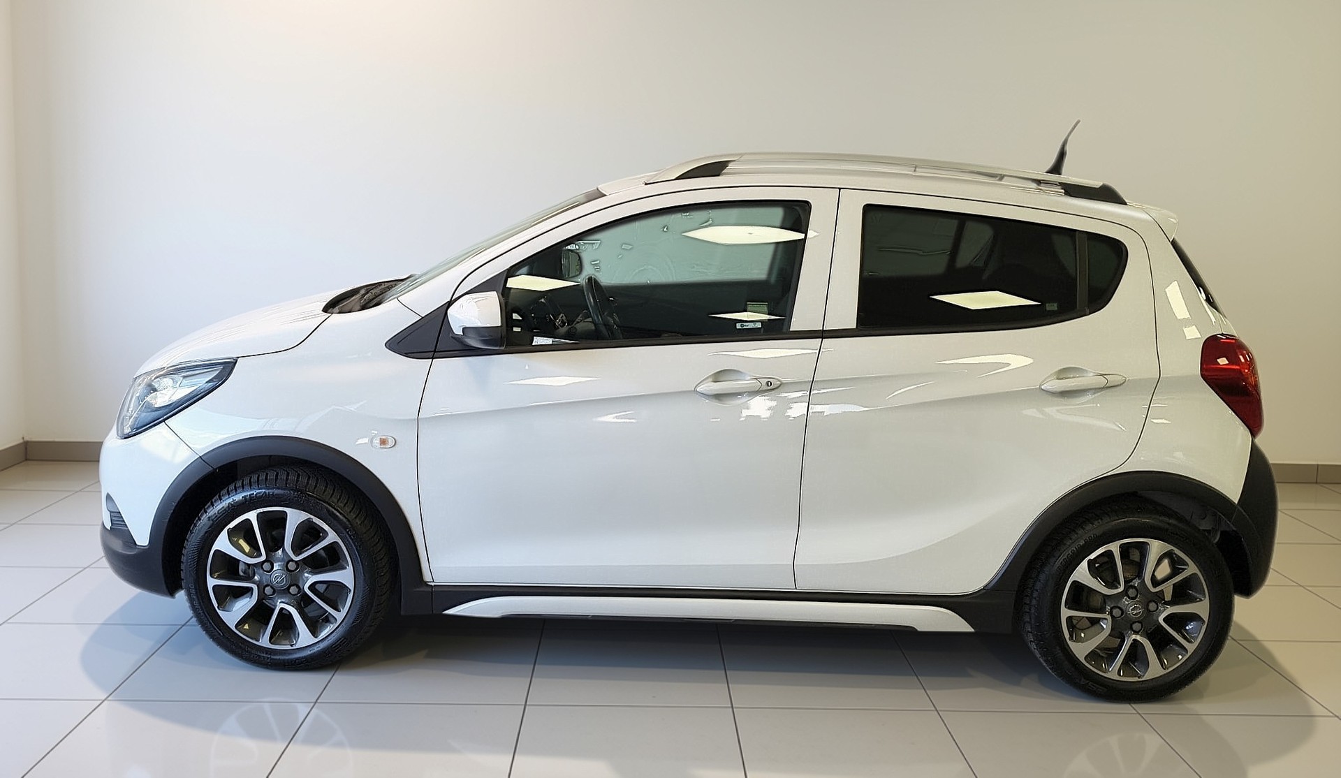 OPEL Karl 1.0 EcoFLEX Rocks Easytronic-image-3