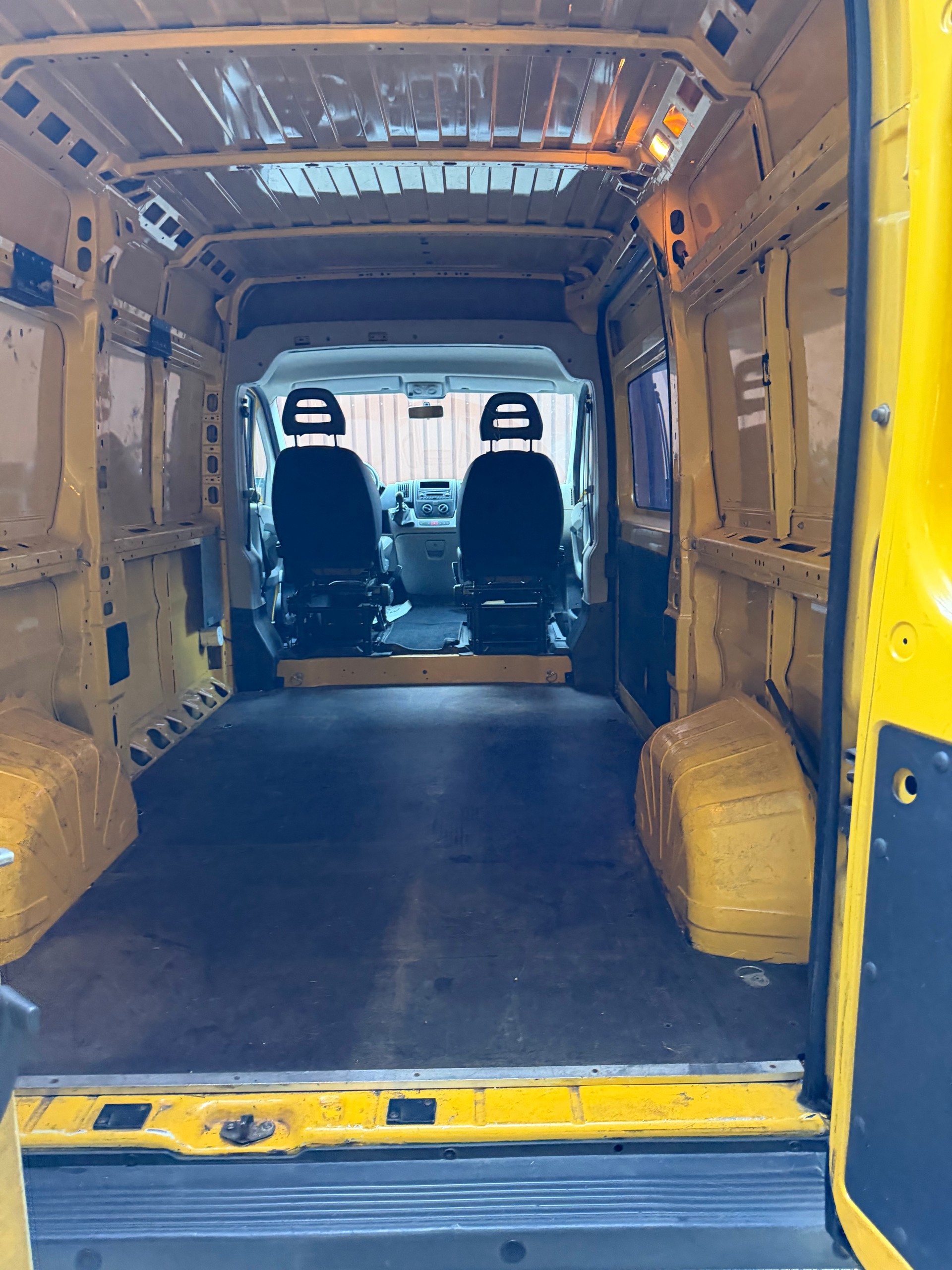 FIAT Ducato 15 2.3 JTD-image-4