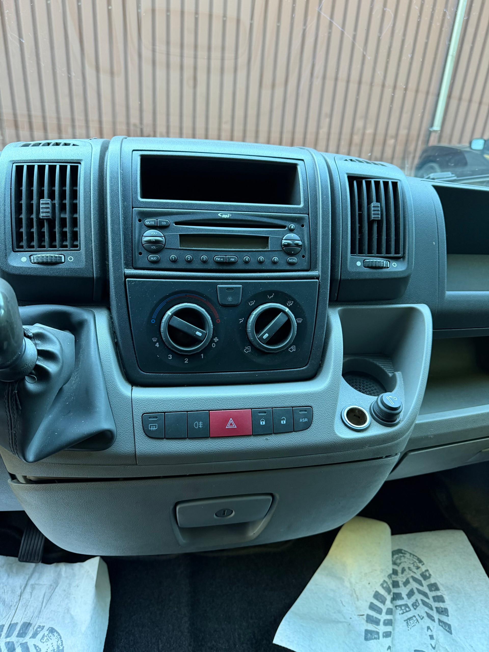 FIAT Ducato 15 2.3 JTD-image-7