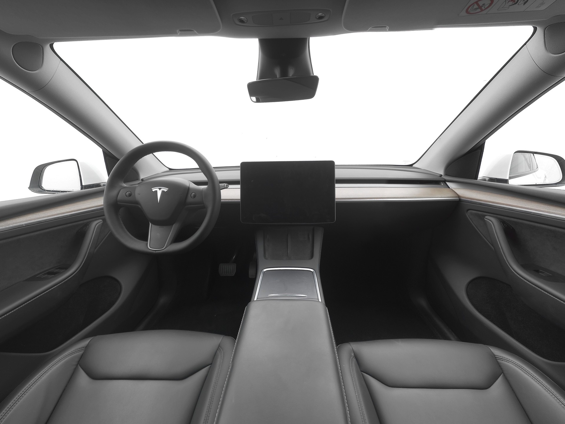 TESLA Model Y Long Range AWD-image-5