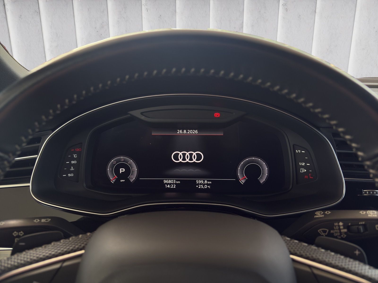 AUDI Q8 50 TDI quattro tiptronic-image-11
