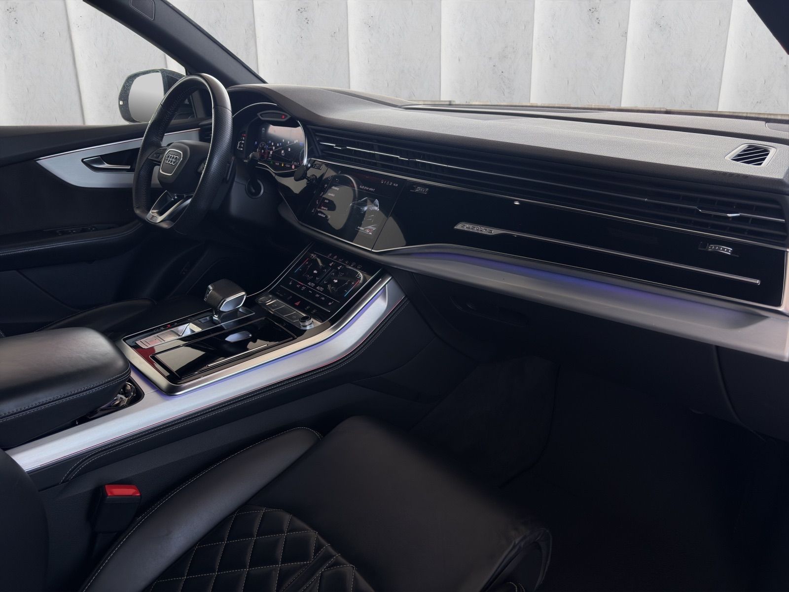 AUDI Q8 50 TDI quattro tiptronic-image-9