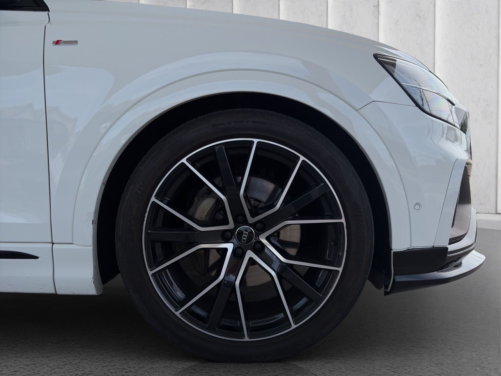 AUDI Q8 50 TDI quattro tiptronic-image-26