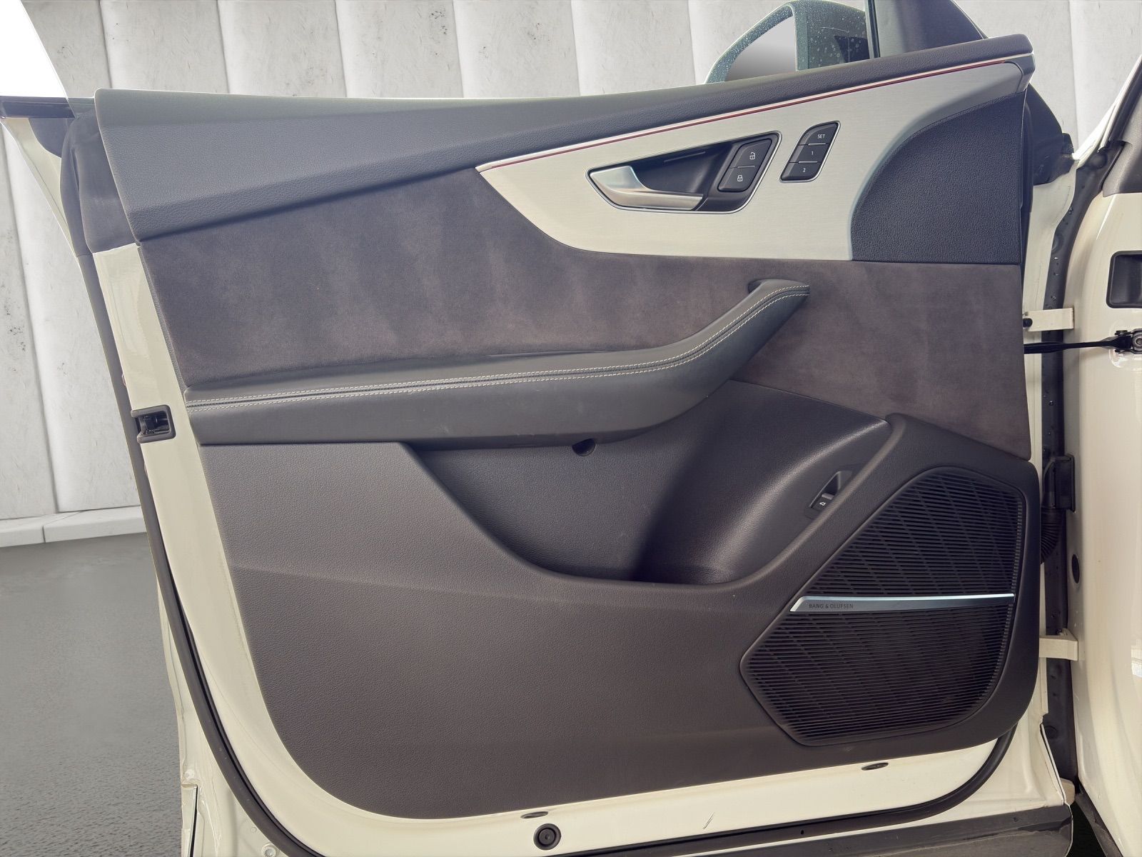 AUDI Q8 50 TDI quattro tiptronic-image-15