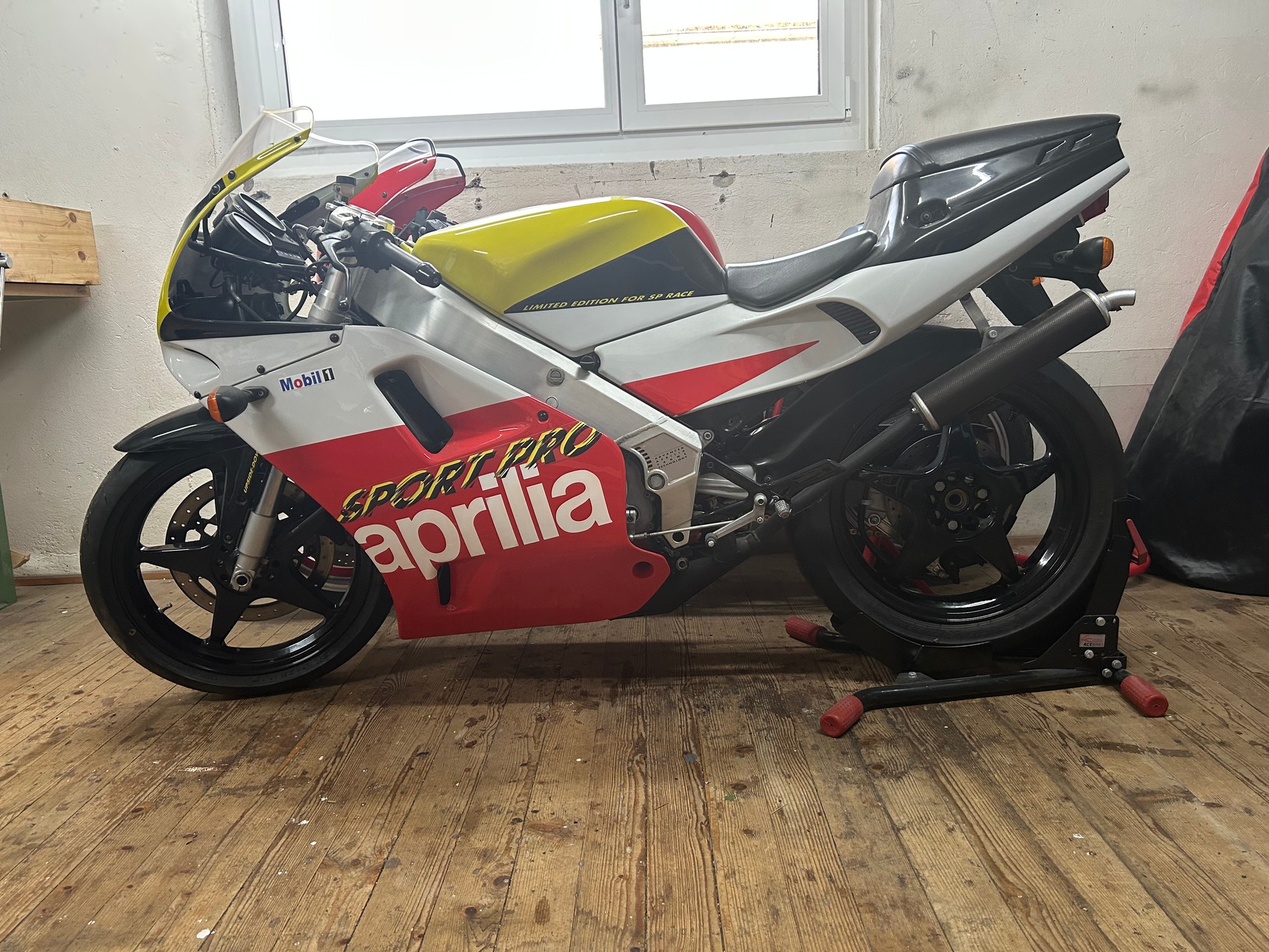 APRILIA AF1 125 Sport Pro