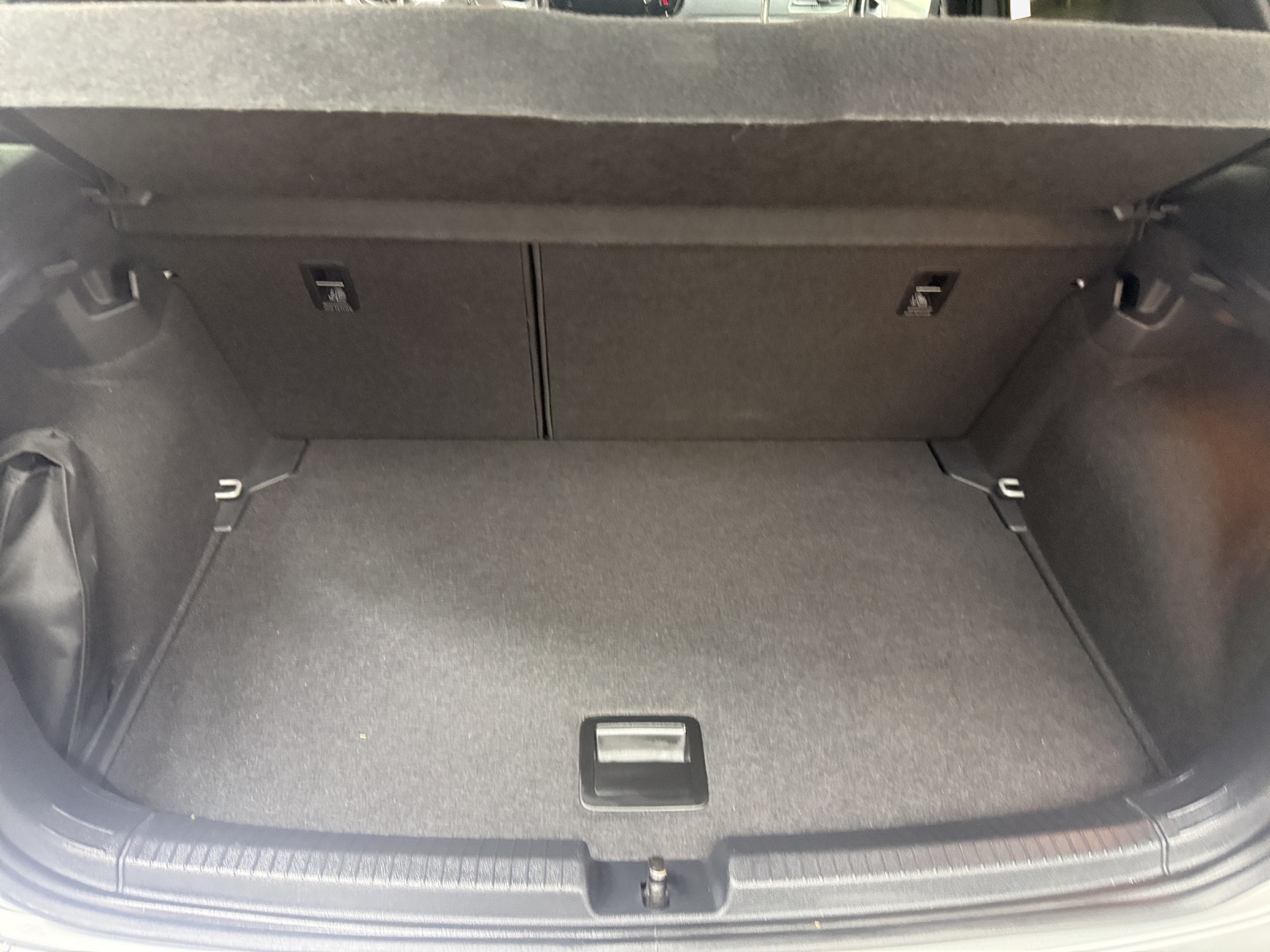 VW Polo 1.0 TSI R-Line DSG-image-12