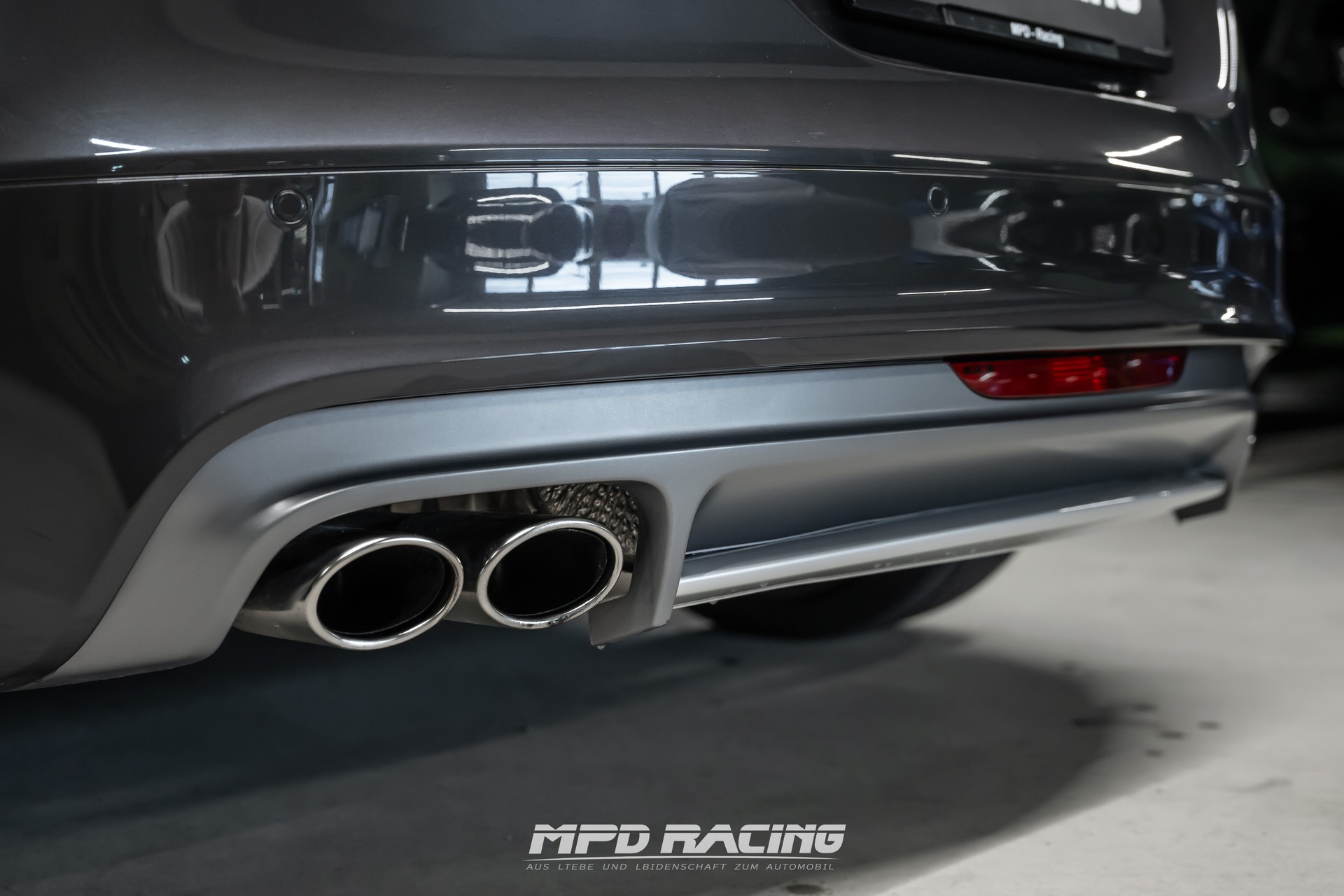 AUDI TTS Roadster 2.0 TFSI quattro-image-30