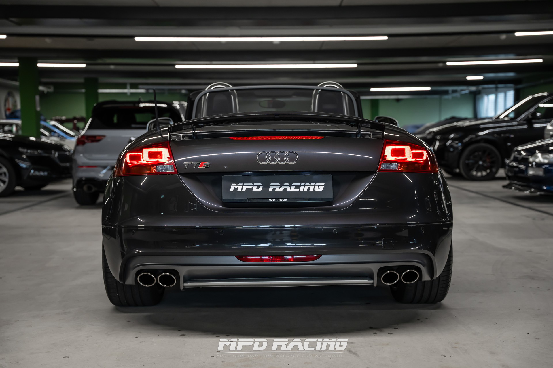 AUDI TTS Roadster 2.0 TFSI quattro-image-6