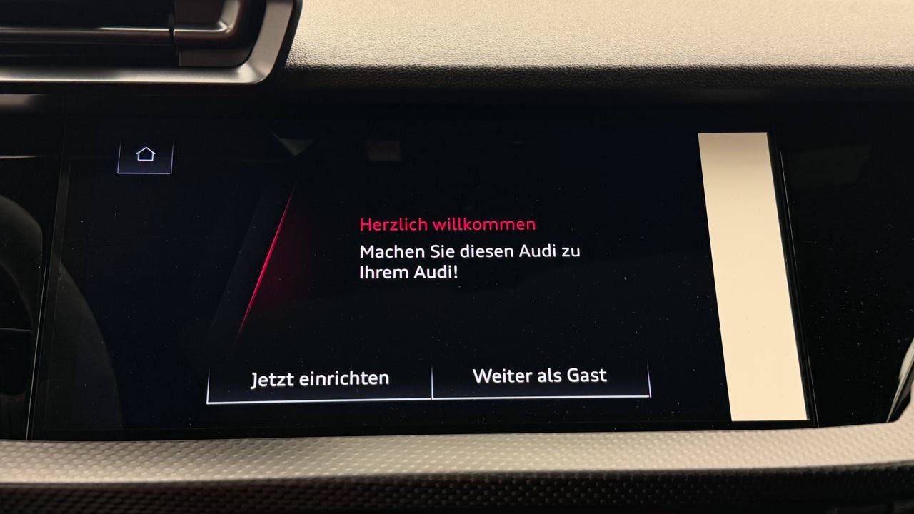 AUDI RS3 Sportback 2.5 TSI quattro S-tronic-image-7