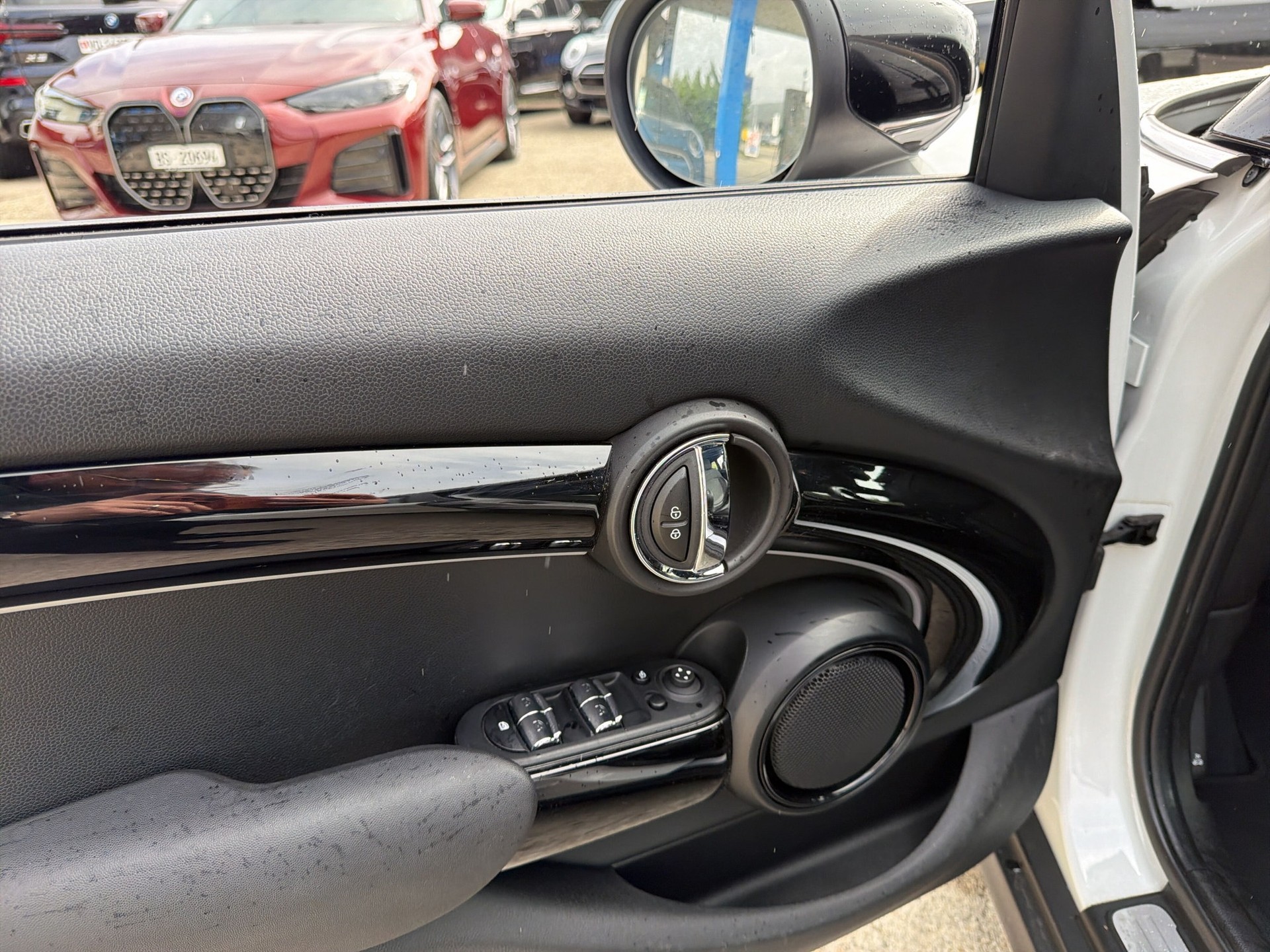 MINI Cooper Steptronic DKG-image-16