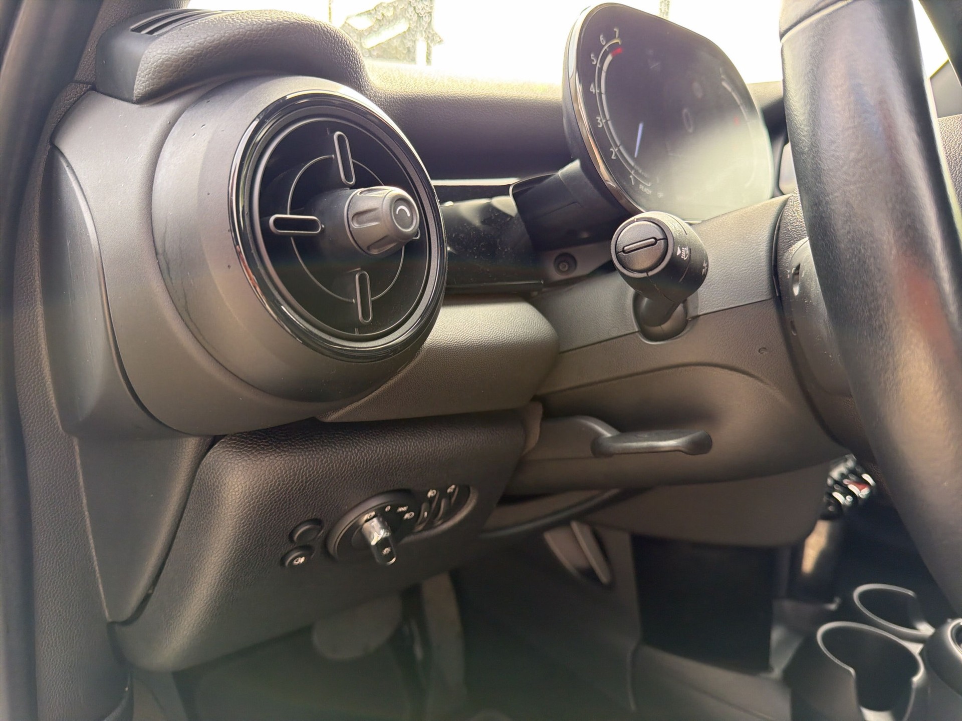 MINI Cooper Steptronic DKG-image-19