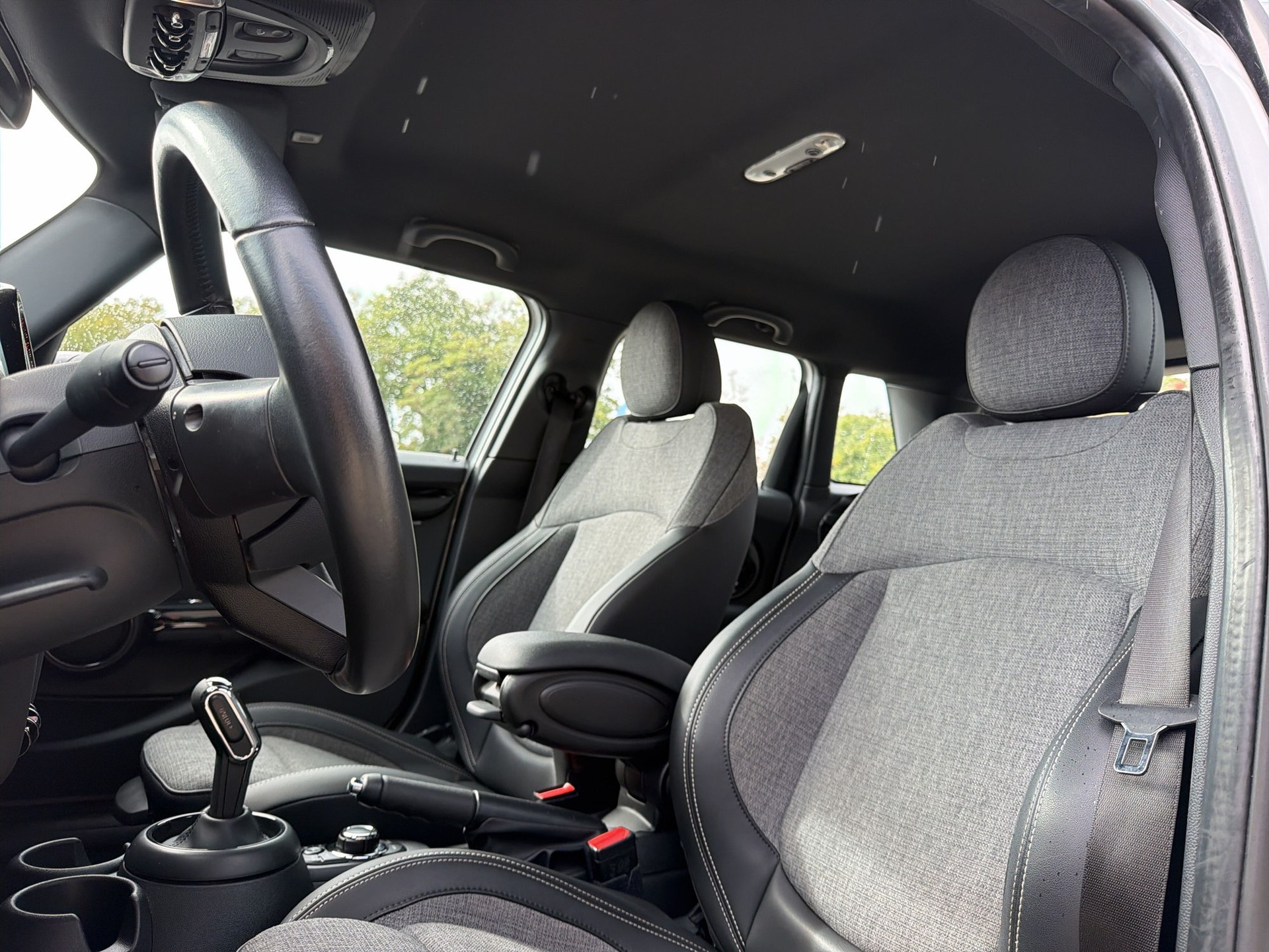 MINI Cooper Steptronic DKG-image-9