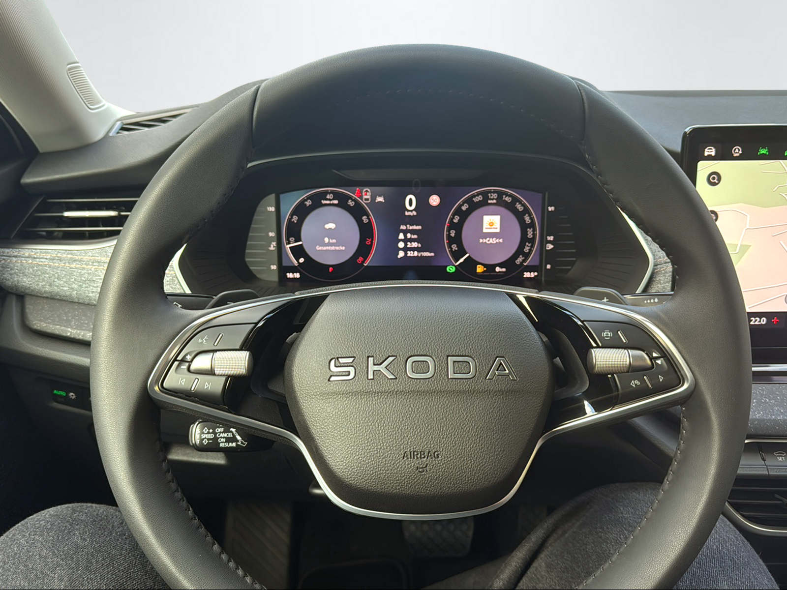 SKODA Octavia Combi 2.0 TSI Selection 4x4 DSG-image-6