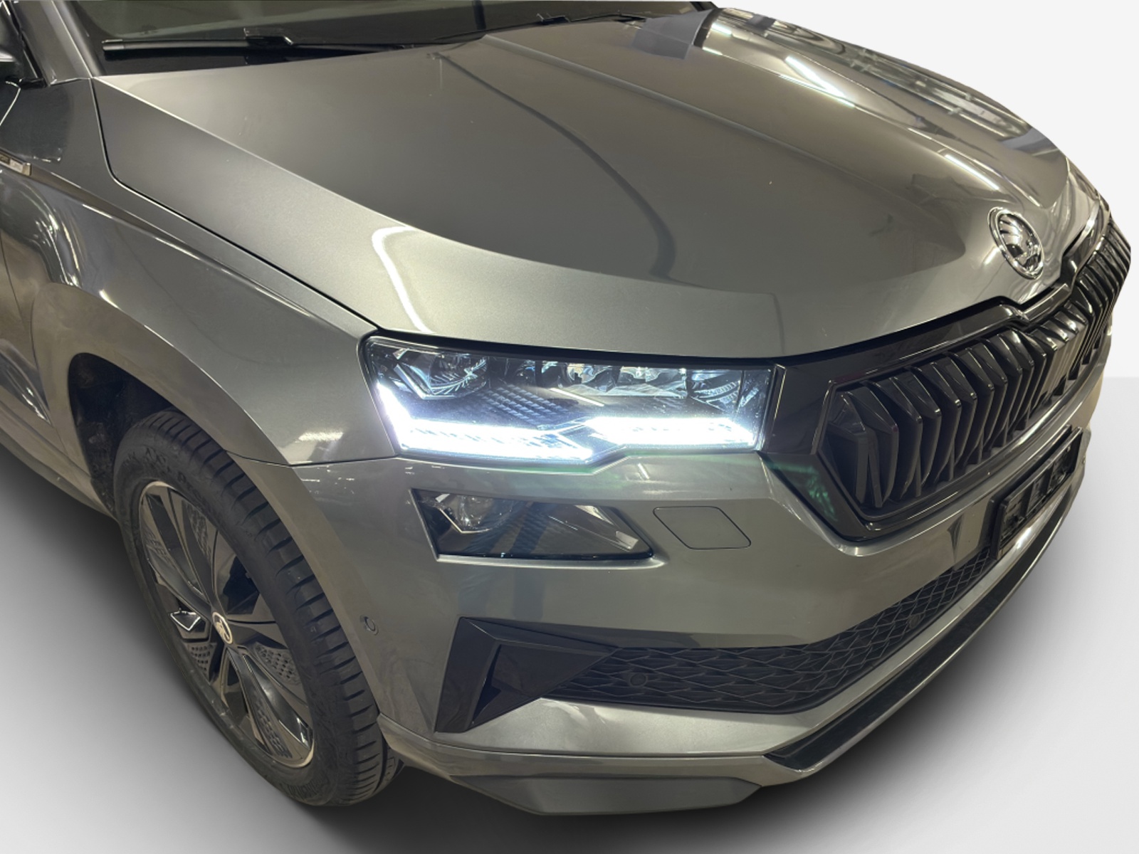 SKODA Karoq 2.0 TSI SportLine 4x4 DSG-image-14