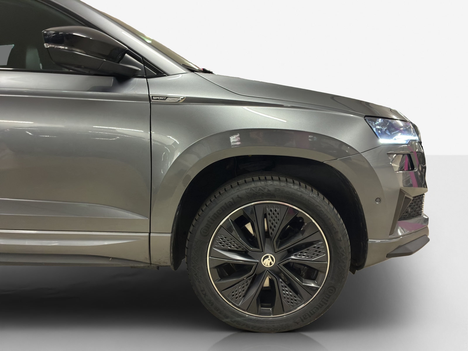 SKODA Karoq 2.0 TSI SportLine 4x4 DSG-image-13