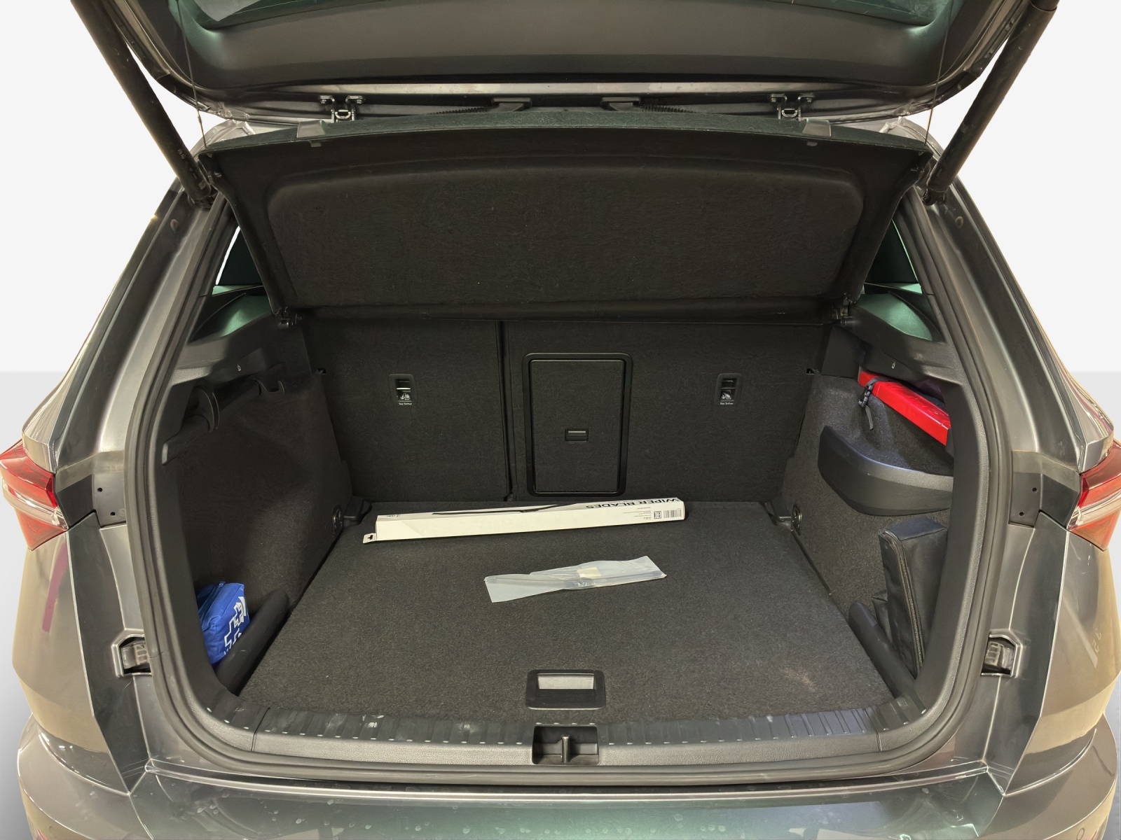 SKODA Karoq 2.0 TSI SportLine 4x4 DSG-image-12