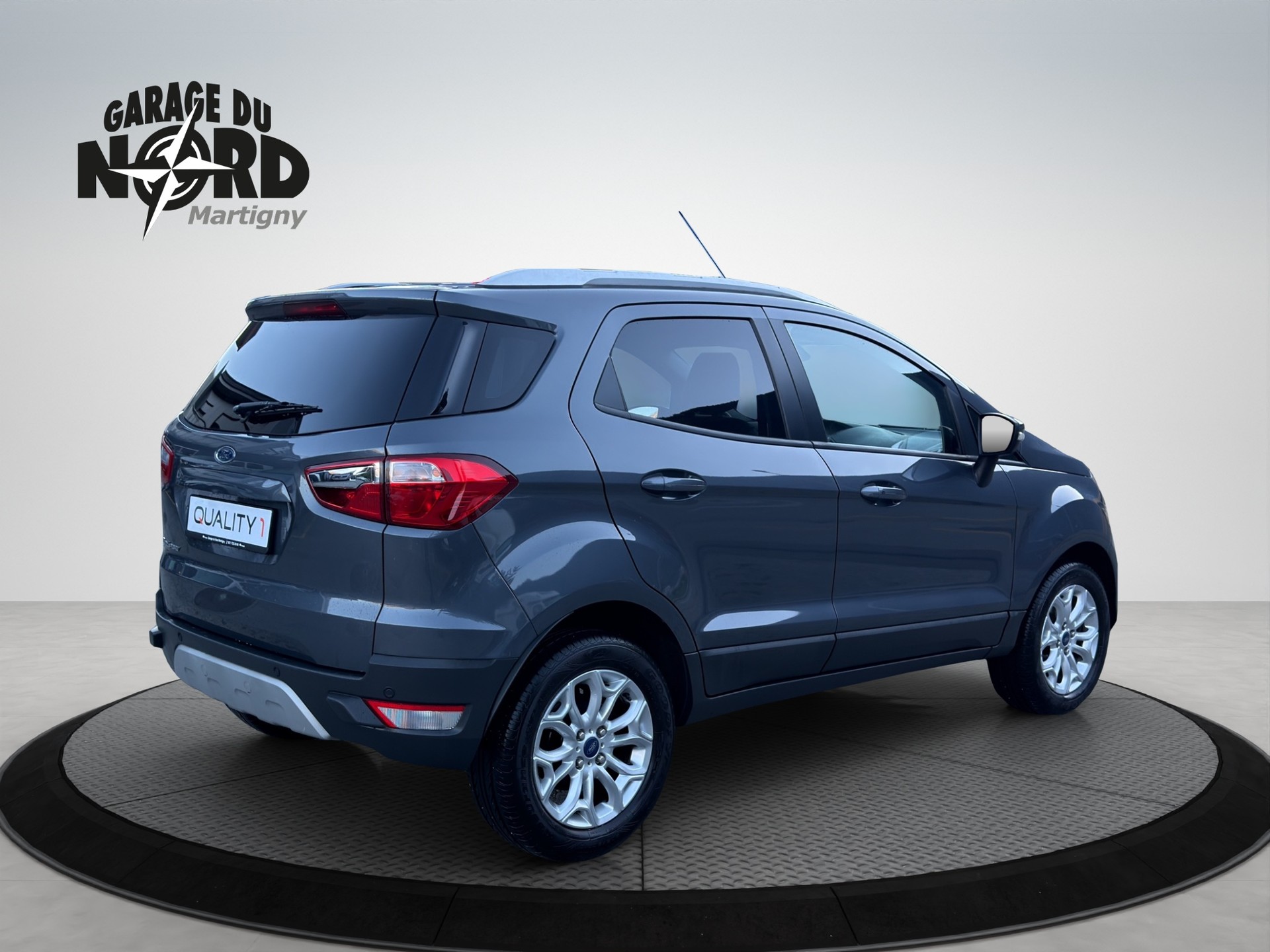FORD EcoSport 1.5 Titanium PowerShift-image-5
