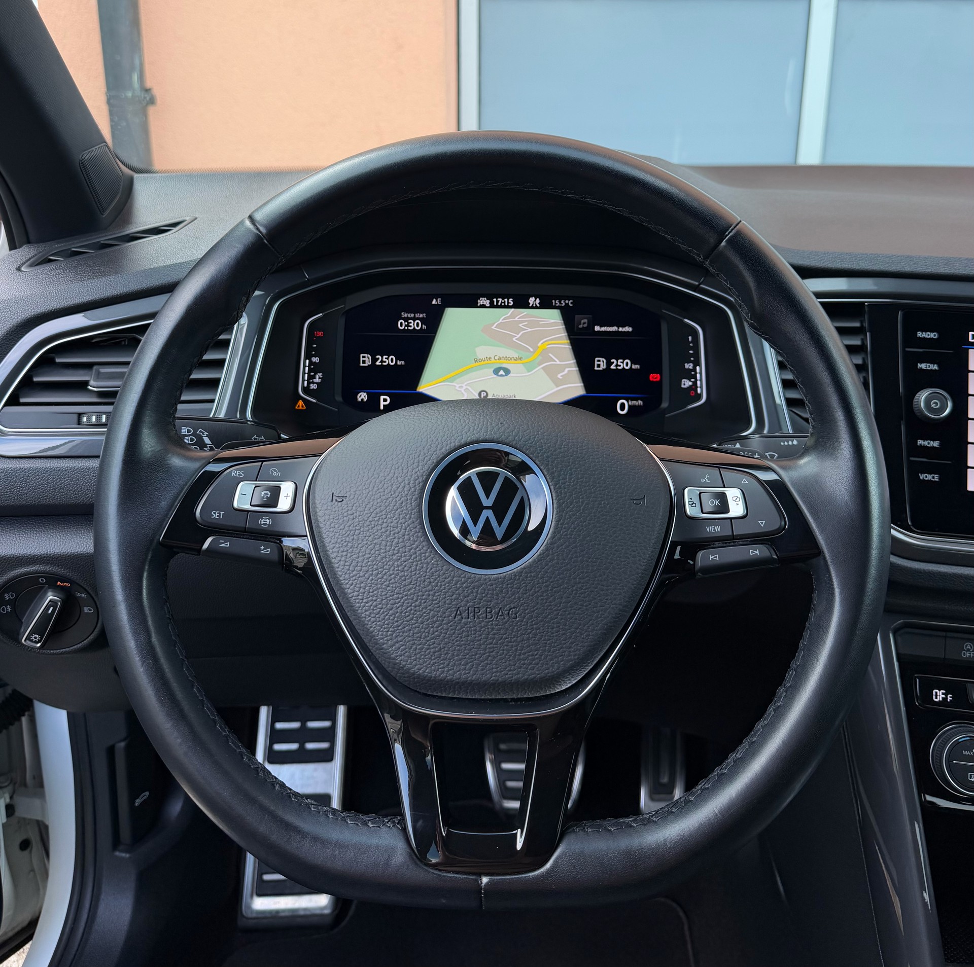 VW T-Roc 2.0 TSI Sport DSG 4Motion-image-13
