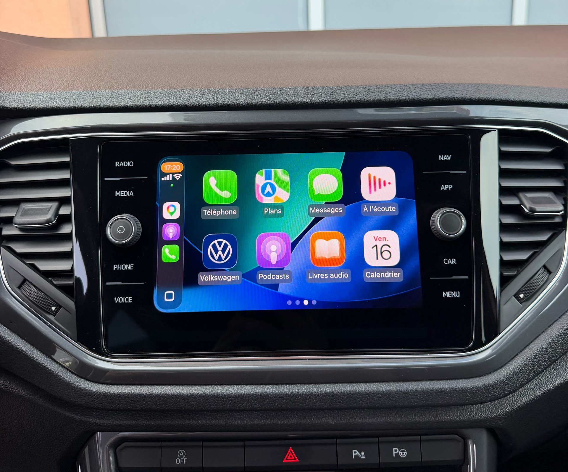 VW T-Roc 2.0 TSI Sport DSG 4Motion-image-11