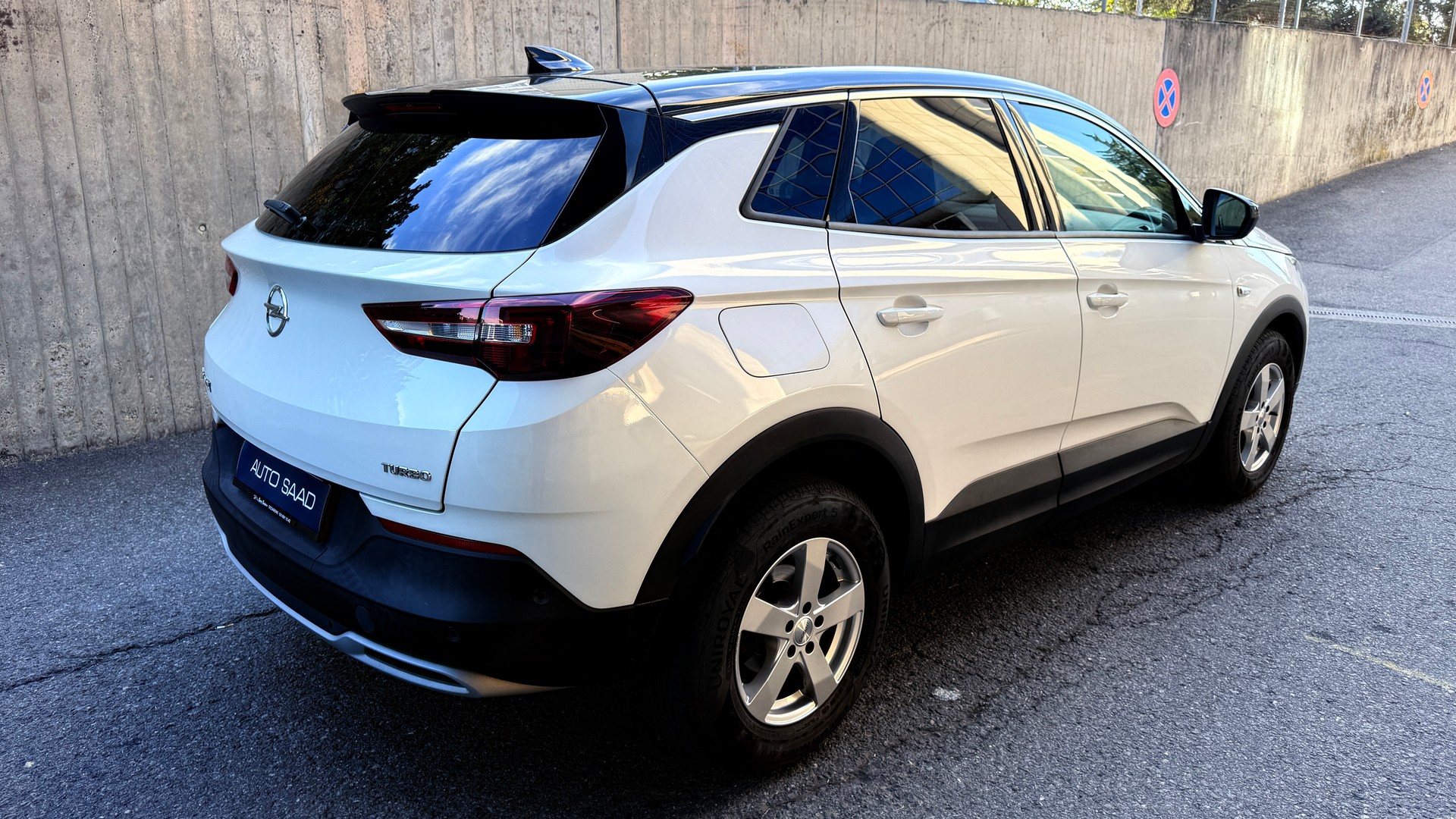 OPEL Grandland X 1.2i TP Excellence Automatik-image-4